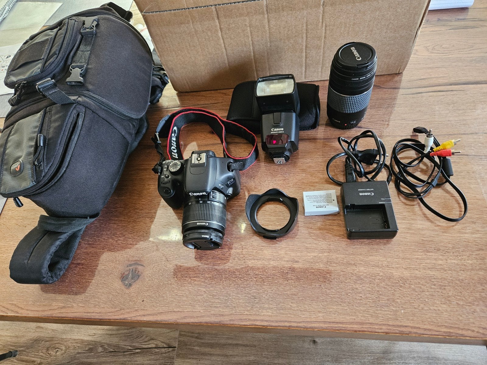 Canon EOS 550D Spiegelreflexset- Compleet!, Ophalen, Zo goed als nieuw, Canon, 8 keer of meer