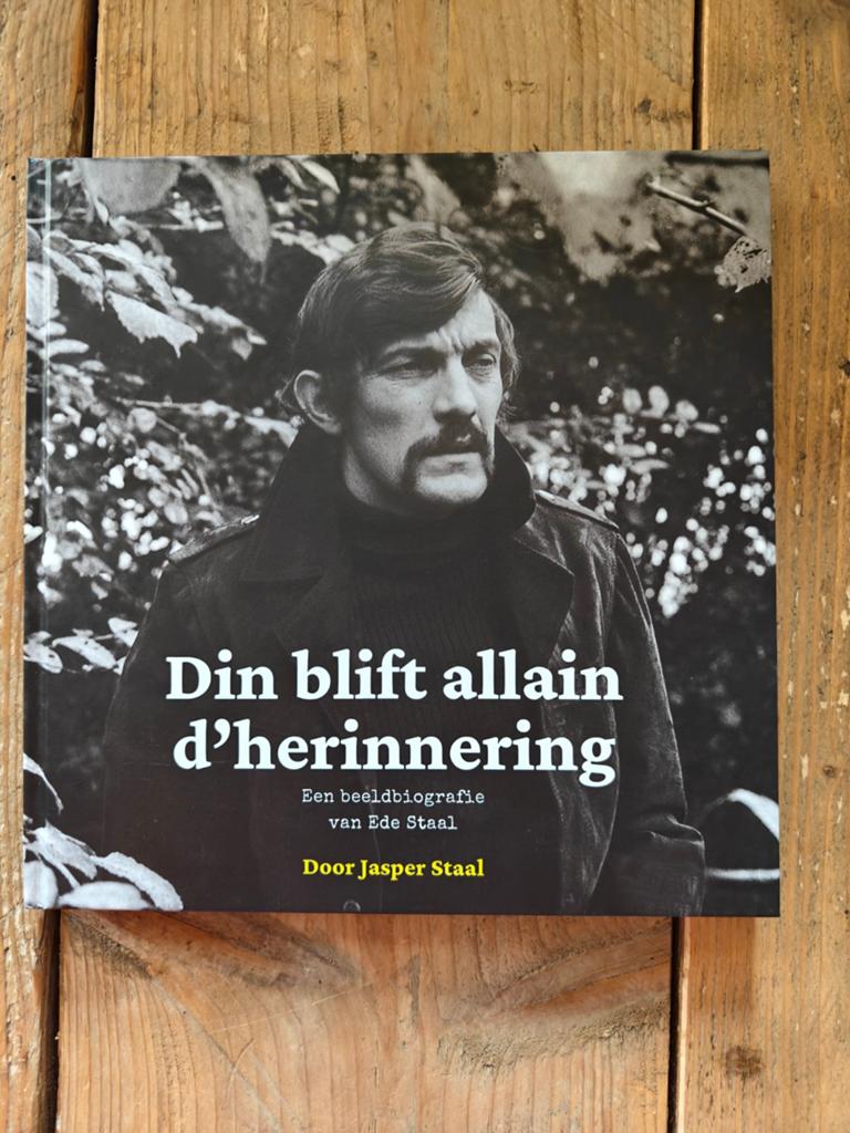 Din blift allain d'herinnering., Boeken, Ophalen of Verzenden, Overige