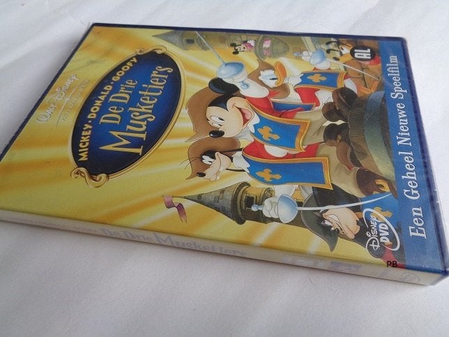 Walt Disney De Drie Musketiers (Mickey, Goofy, Donald), Tekenfilm, Nederlands, Ophalen of Verzenden, Zo goed als nieuw