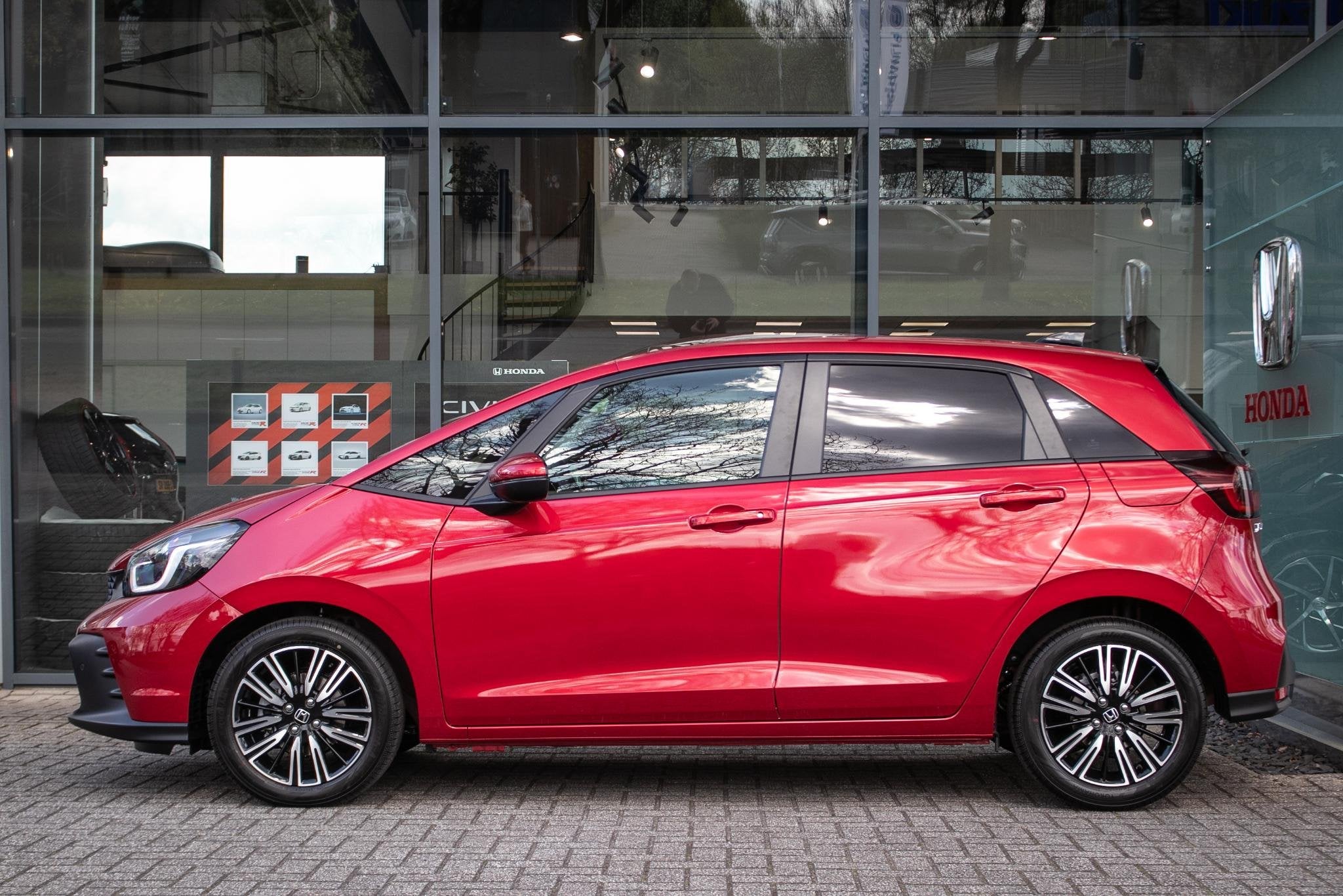 Honda Jazz 1.5 e:HEV Advance - Cons.prijs rijklaar | Navi |, Auto's, 1498 cc, Zwart, 4 cilinders, Leder en Stof