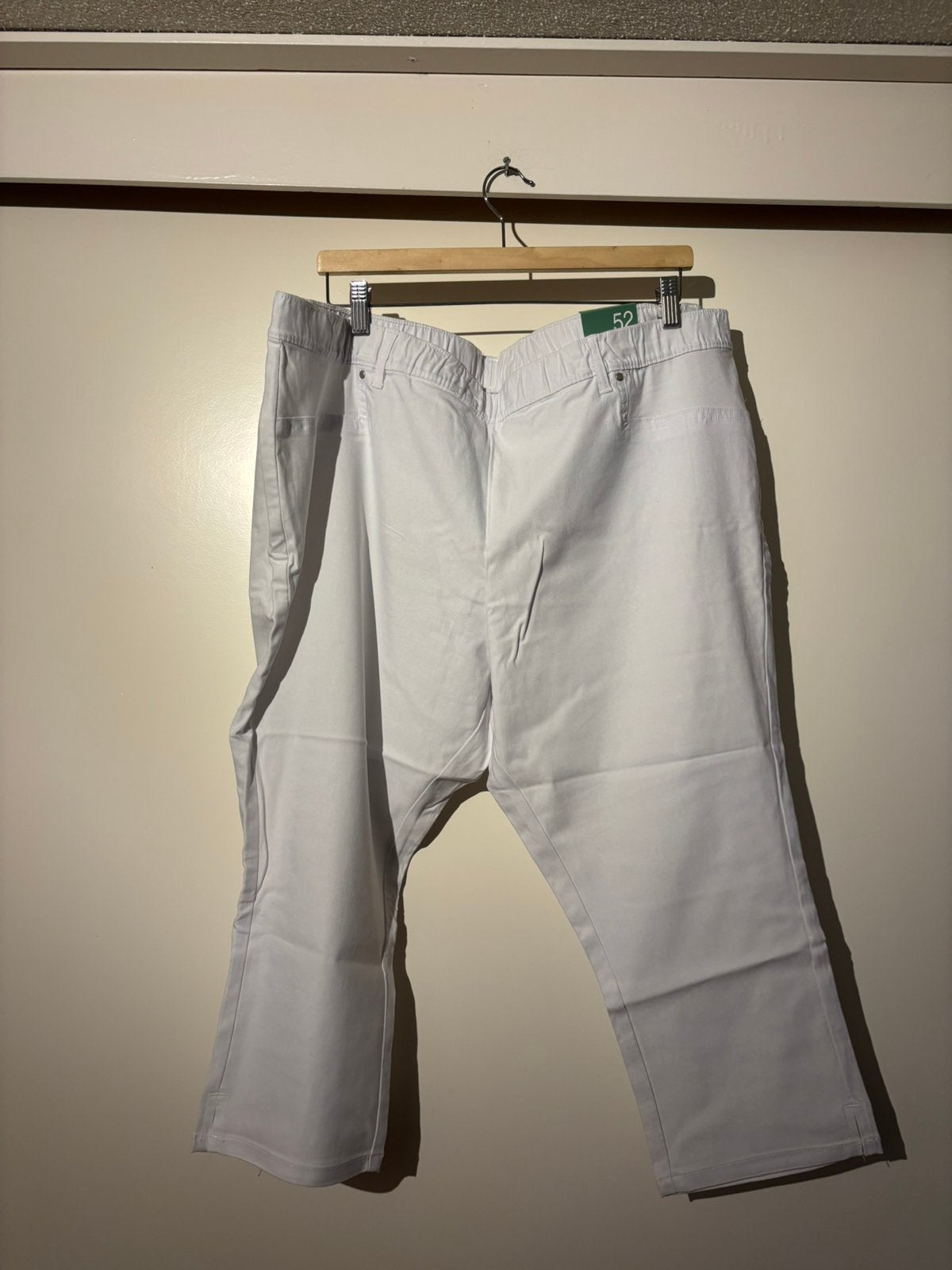 Nieuwe witte broek van janina maat 52 €2,00 koopje!!, Kleding | Dames, Ophalen of Verzenden, Nieuw, Wit, Broek of Spijkerbroek