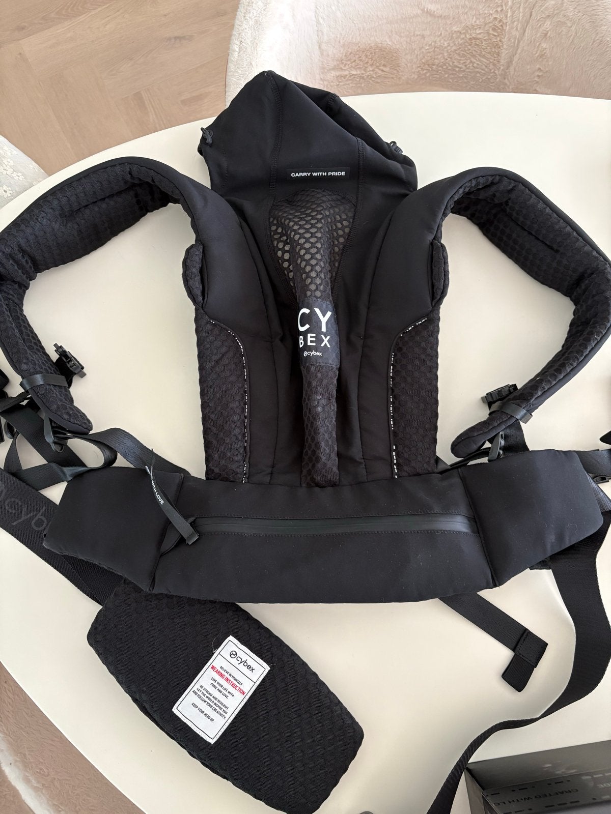Cybex Coya Carrier Urban Mobility Black, Overige merken, Buik of Rug, Ophalen of Verzenden, Zo goed als nieuw