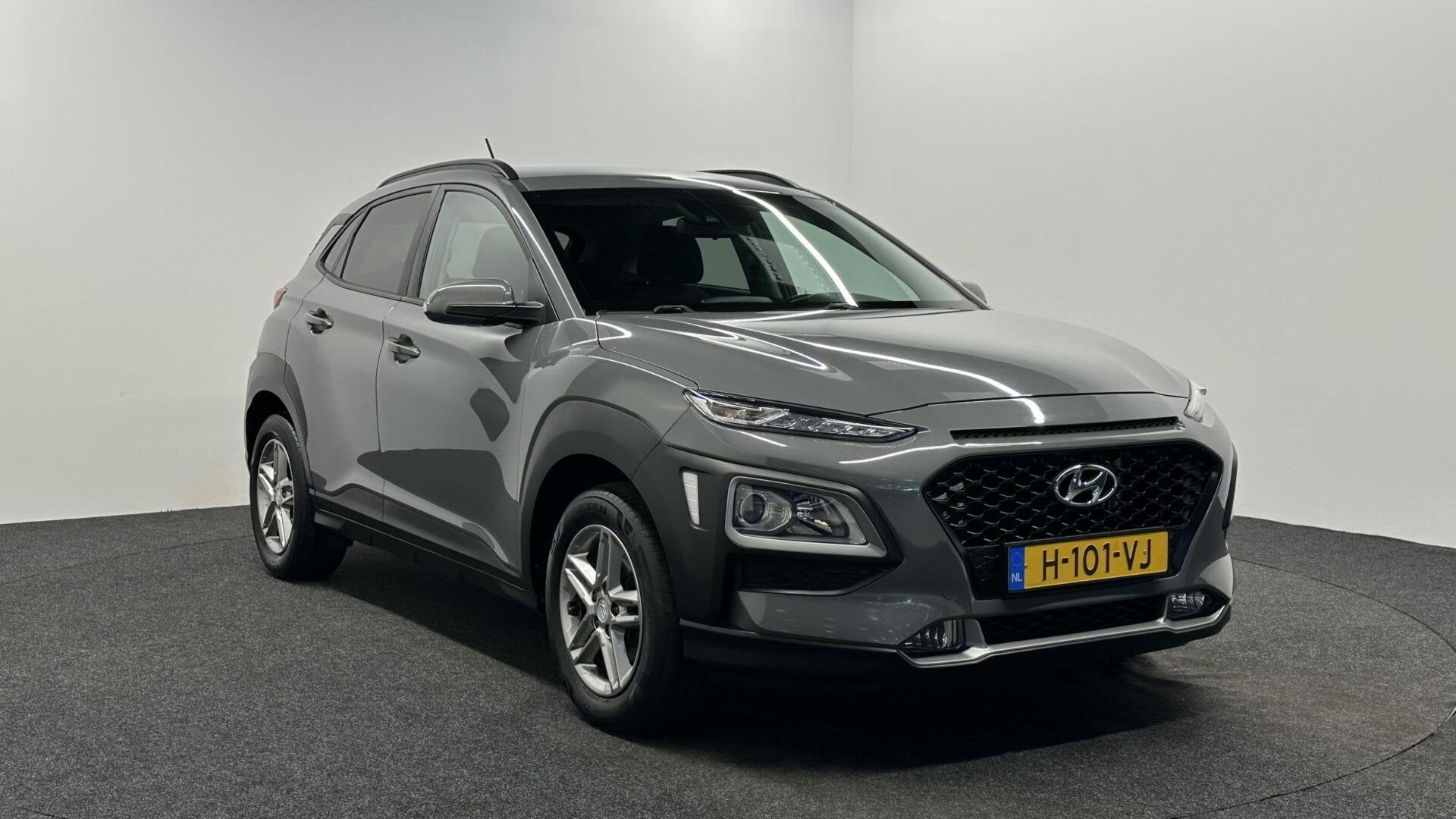 Hyundai Kona 1.0 T-GDI Comfort CARPLAT CAMERA CRUISE LM 7500, Auto's, Voorwielaandrijving, Stof, Gebruikt, Euro 6