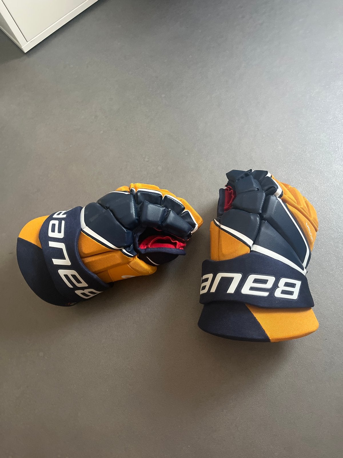 Bauer Vapor 3X Senior IJshockey Handschoenen 15" (38cm), Sport en Fitness, Ophalen of Verzenden, Zo goed als nieuw, Bescherming