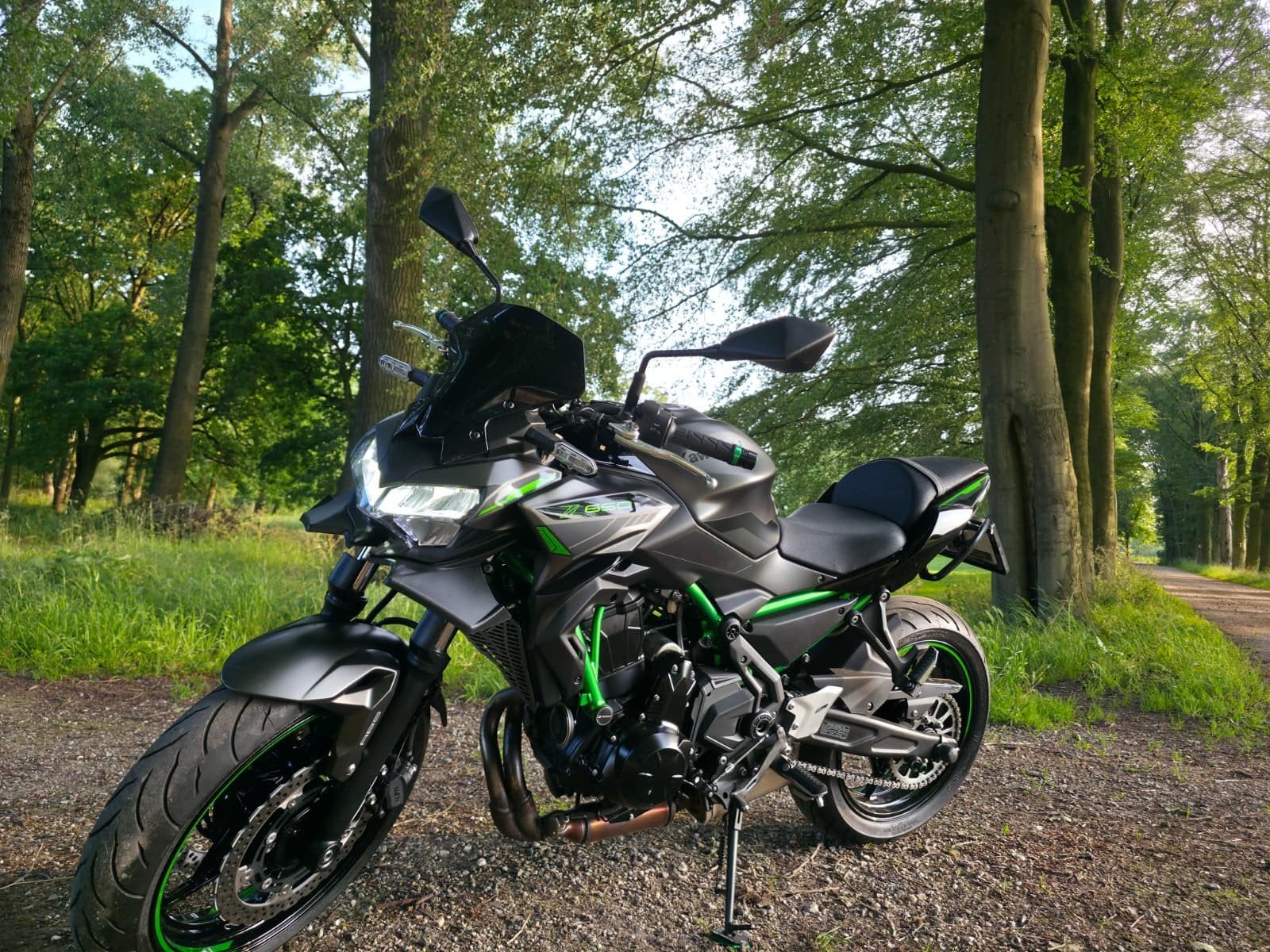 Kawasaki Z650 - Zo goed als nieuw, met fabrieksgarantie!, Particulier, Naked bike