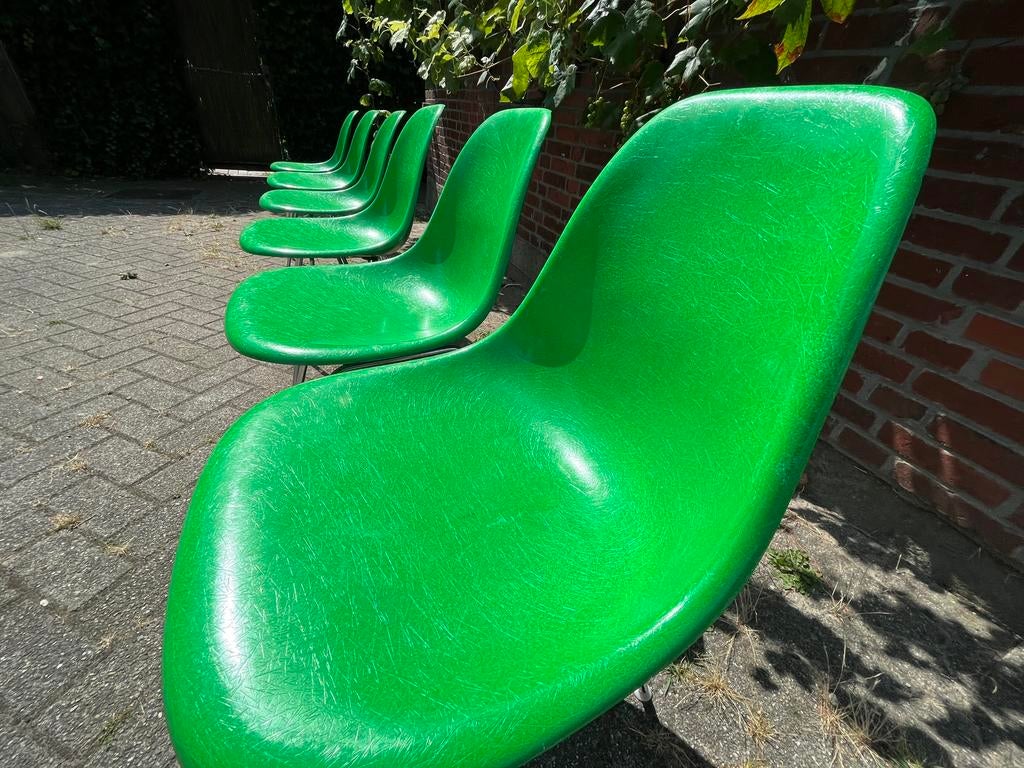 Armchairs design Eames Glasvezel Herman Miller, Huis en Inrichting, Stoelen, Overige kleuren, Leer, Ophalen of Verzenden, Zo goed als nieuw