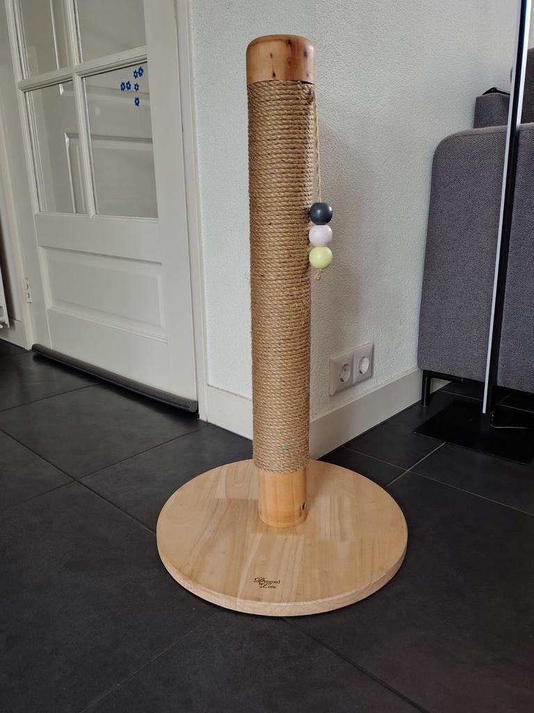 Krabpaal designed by lotte, Dieren en Toebehoren, Krabmeubelen, Ophalen, Zo goed als nieuw, Krabpaal