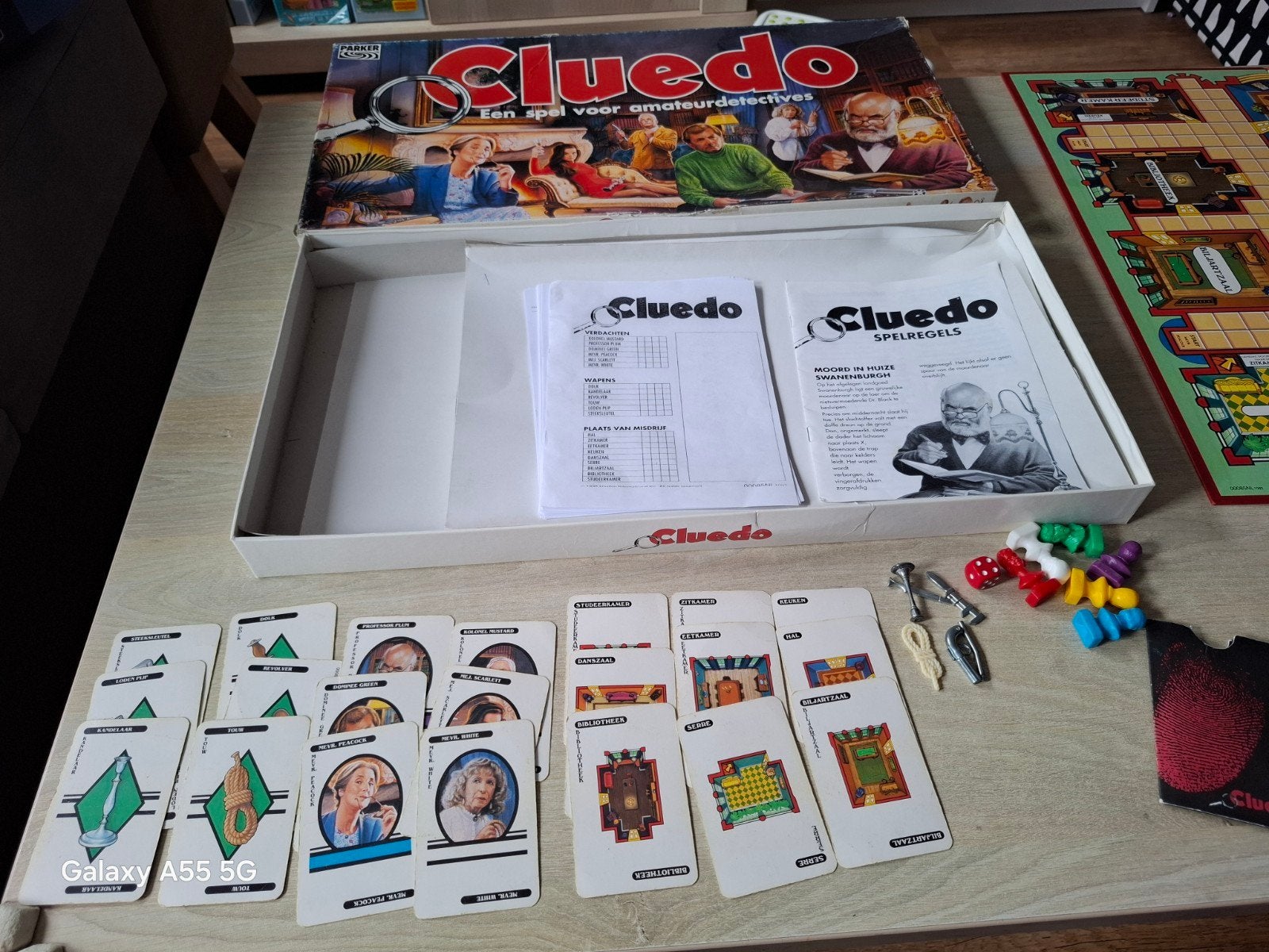 Cluedo Bordspel - Klassiek Detective Spel, Hobby en Vrije tijd, Gezelschapsspellen | Bordspellen, Parker, Gebruikt, Vijf spelers of meer