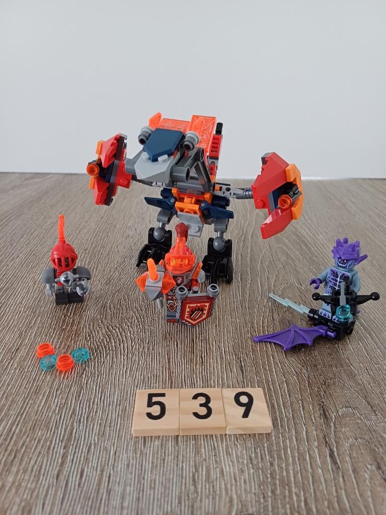 Lego Nexo Knights Macy's Bot Drop Draak 70361, Ophalen of Verzenden, Zo goed als nieuw
