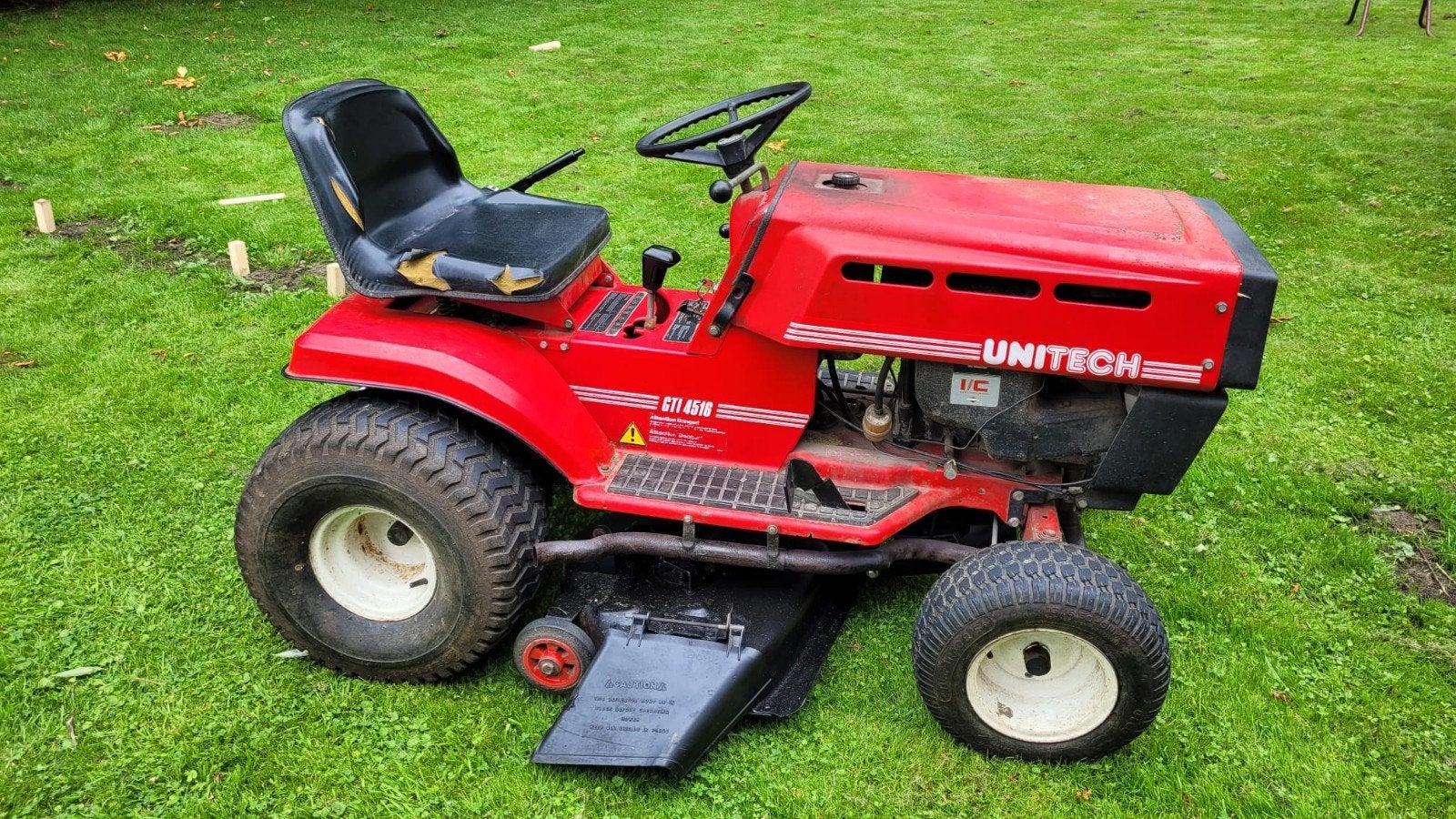 Tuintractor Unitech GTI 4516 (Zitmaaier), Tuin en Terras, Ophalen, Gebruikt, Versnellingen
