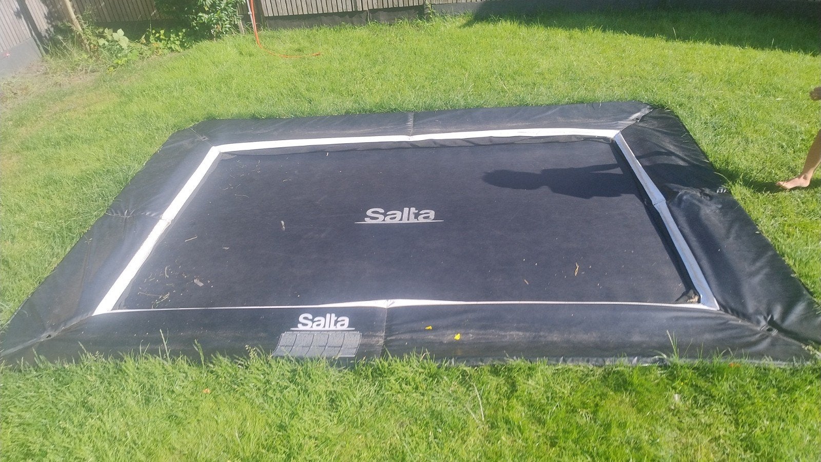 Salta Inground Trampoline 310x220 - 2 jaar oud, Ophalen of Verzenden, Gebruikt