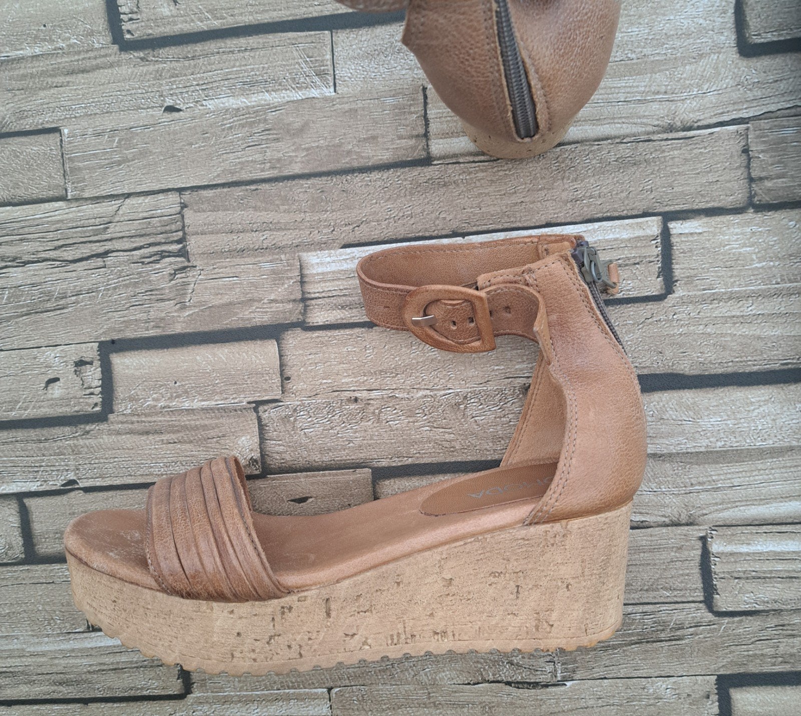 Omoda - sandalen met plateauzool - Maat 37, Bruin, Verzenden, Omoda, Sandalen of Muiltjes