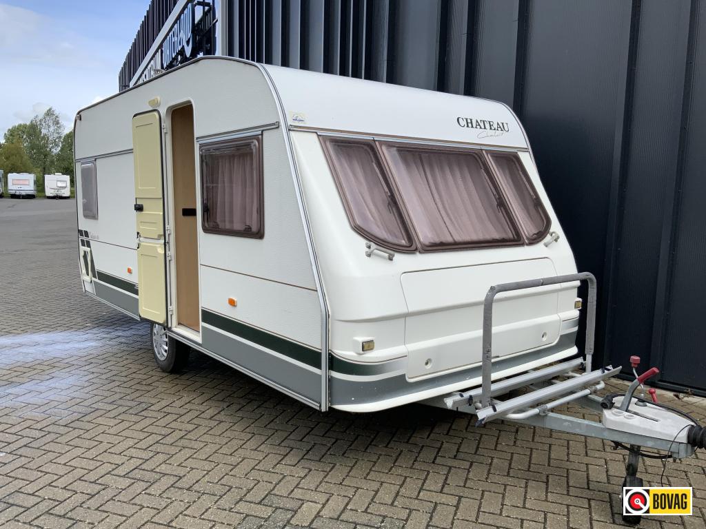 Chateau Calista 450 FU, Caravans en Kamperen, Chateau, Rondzit, Bedrijf, 750 - 1000 kg