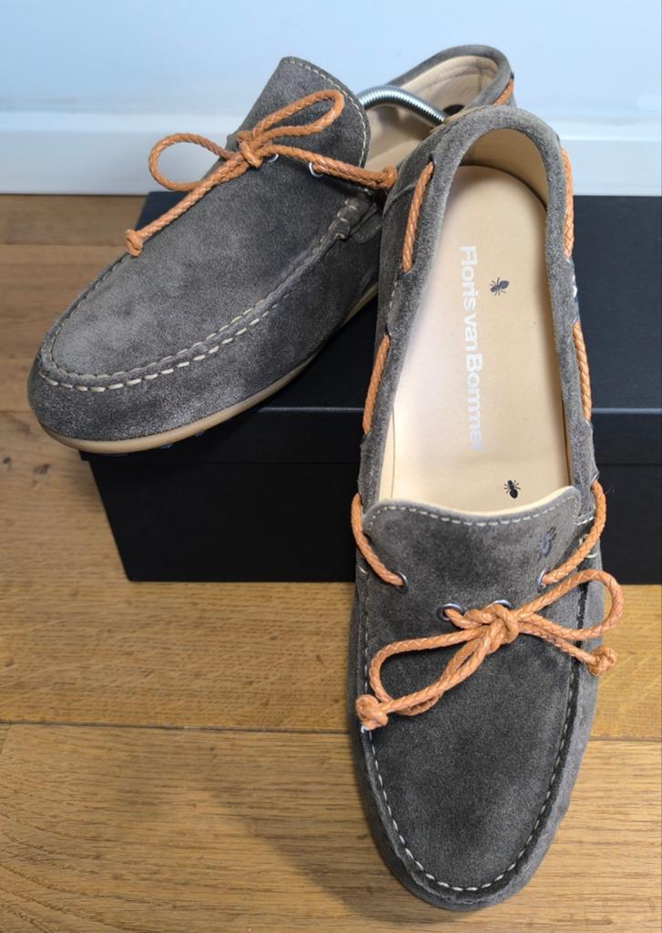 Floris van Bommel herenschoenen maat 9 / 43, Kleding | Heren, Schoenen, Zo goed als nieuw, Loafers, Bruin, Ophalen