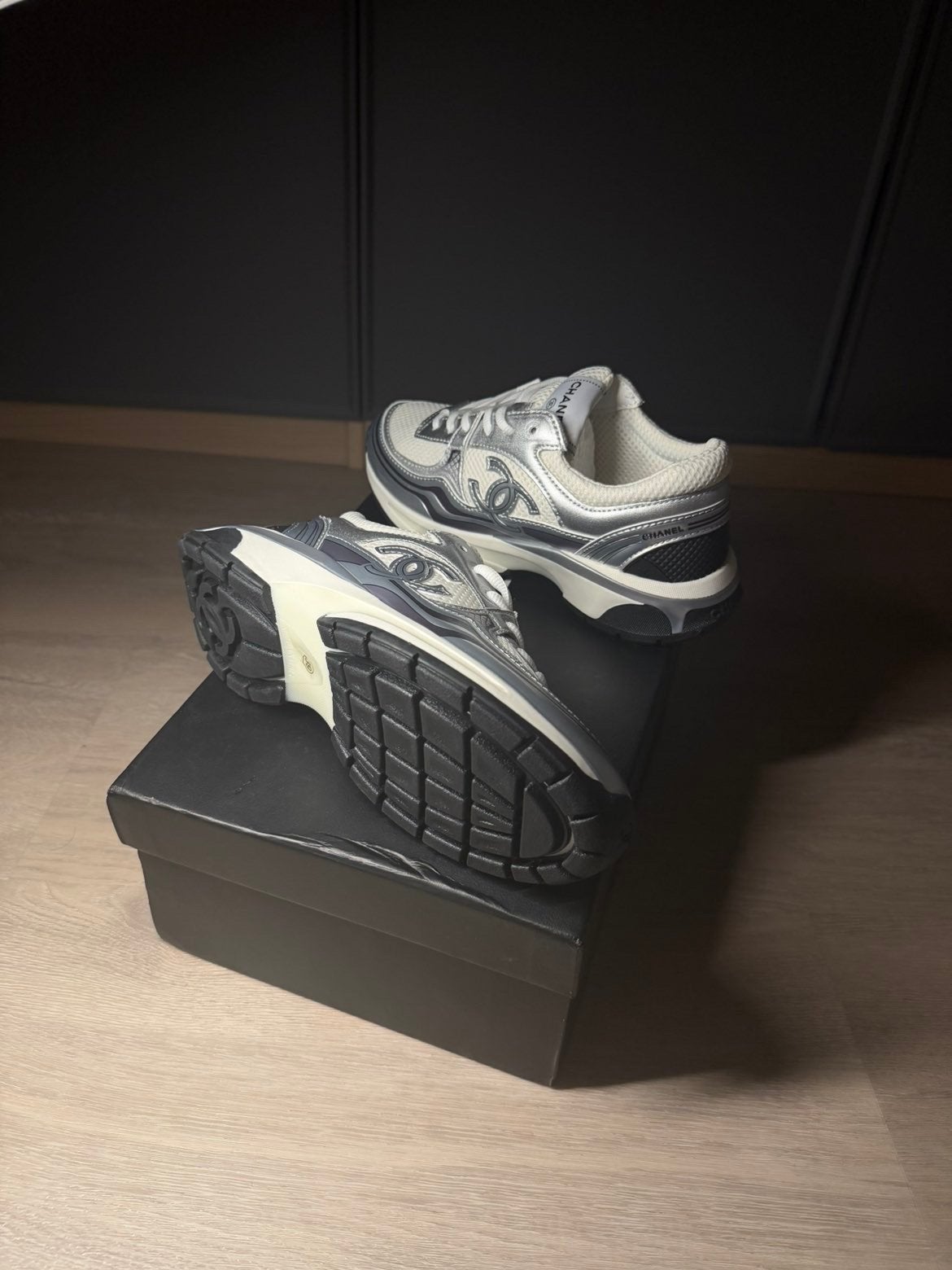 Chanel Sneakers - Zo goed als nieuw maat 39, Ophalen of Verzenden, Zo goed als nieuw, Wit, Sneakers of Gympen