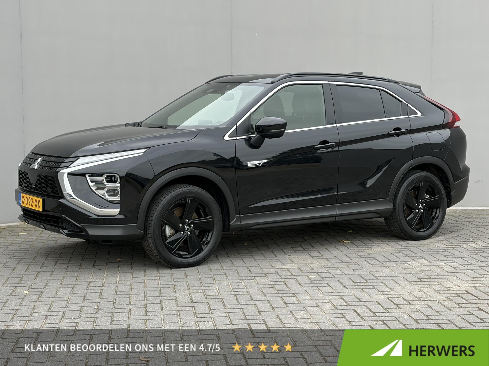 Mitsubishi Eclipse Cross 2.4 PHEV Black Edition / Afneembare, Auto's, Automaat, 14 kWh, Euro 6, 4 cilinders