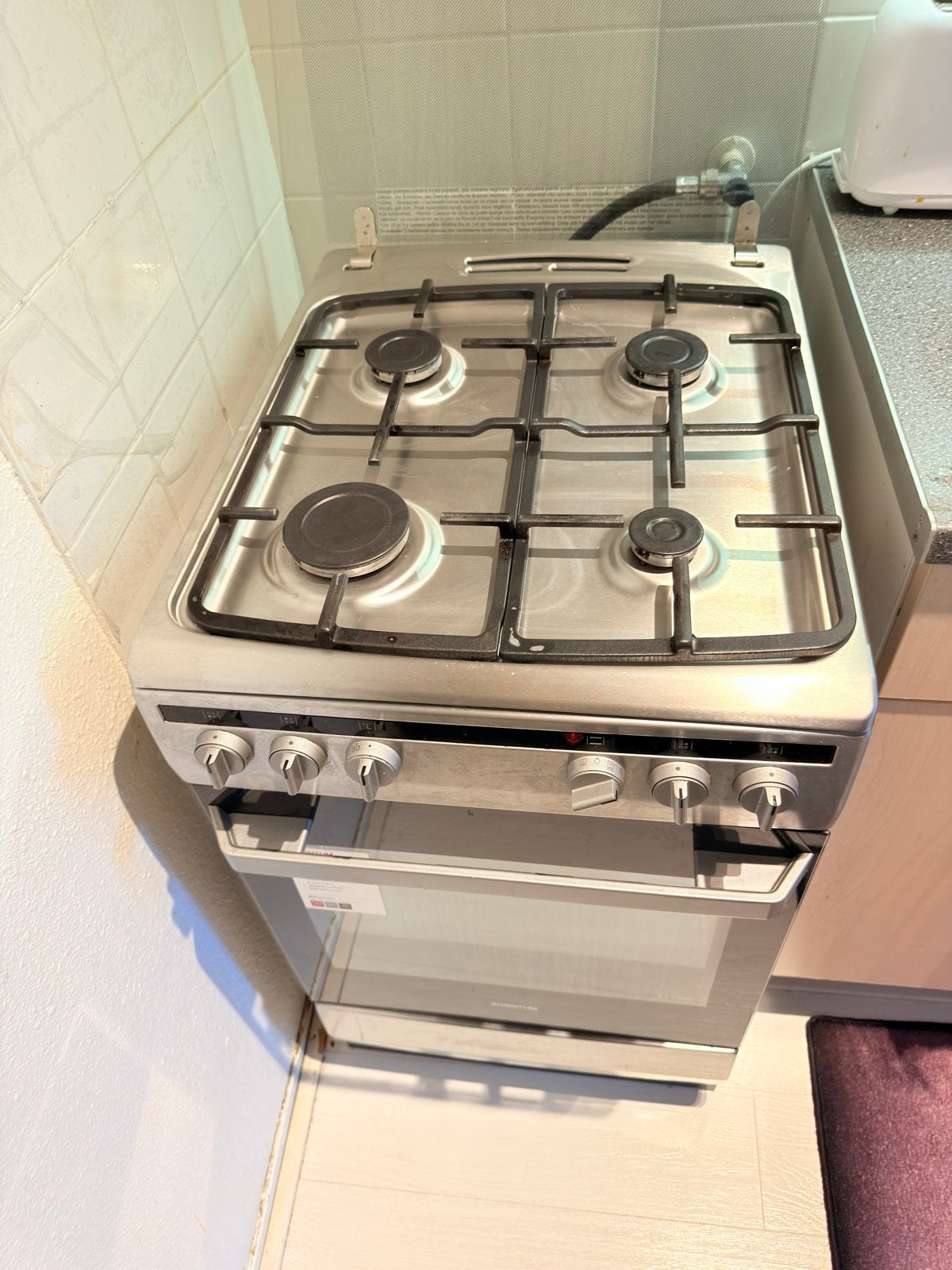 Gasfornuis Inventum oven, Ophalen, Hete lucht, 4 kookzones, Zo goed als nieuw