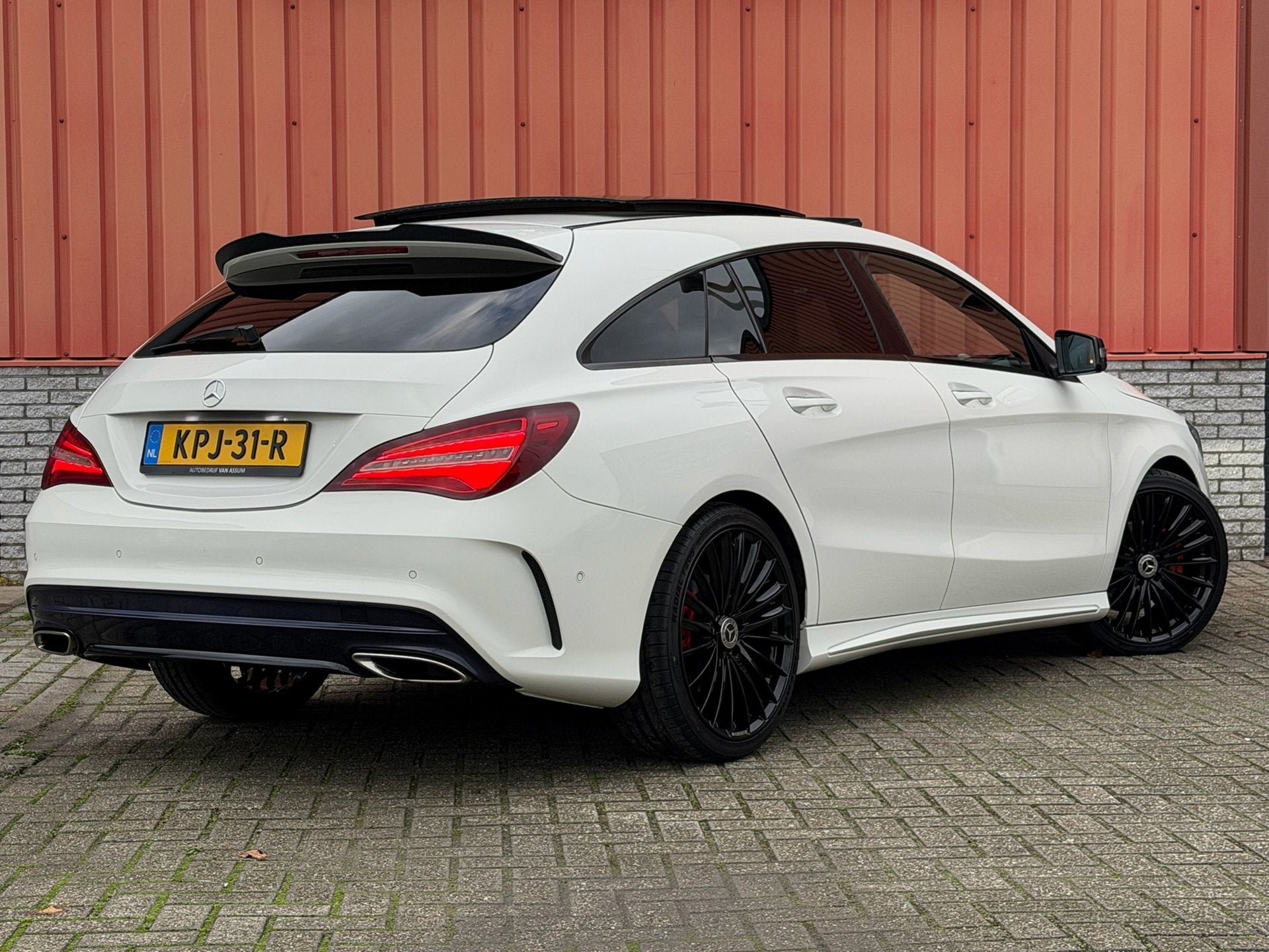 Mercedes-Benz CLA-klasse Shooting Brake 200 Pano H/K Carplay, Auto's, 730 kg, Gebruikt, 1595 cc, 19 km/l