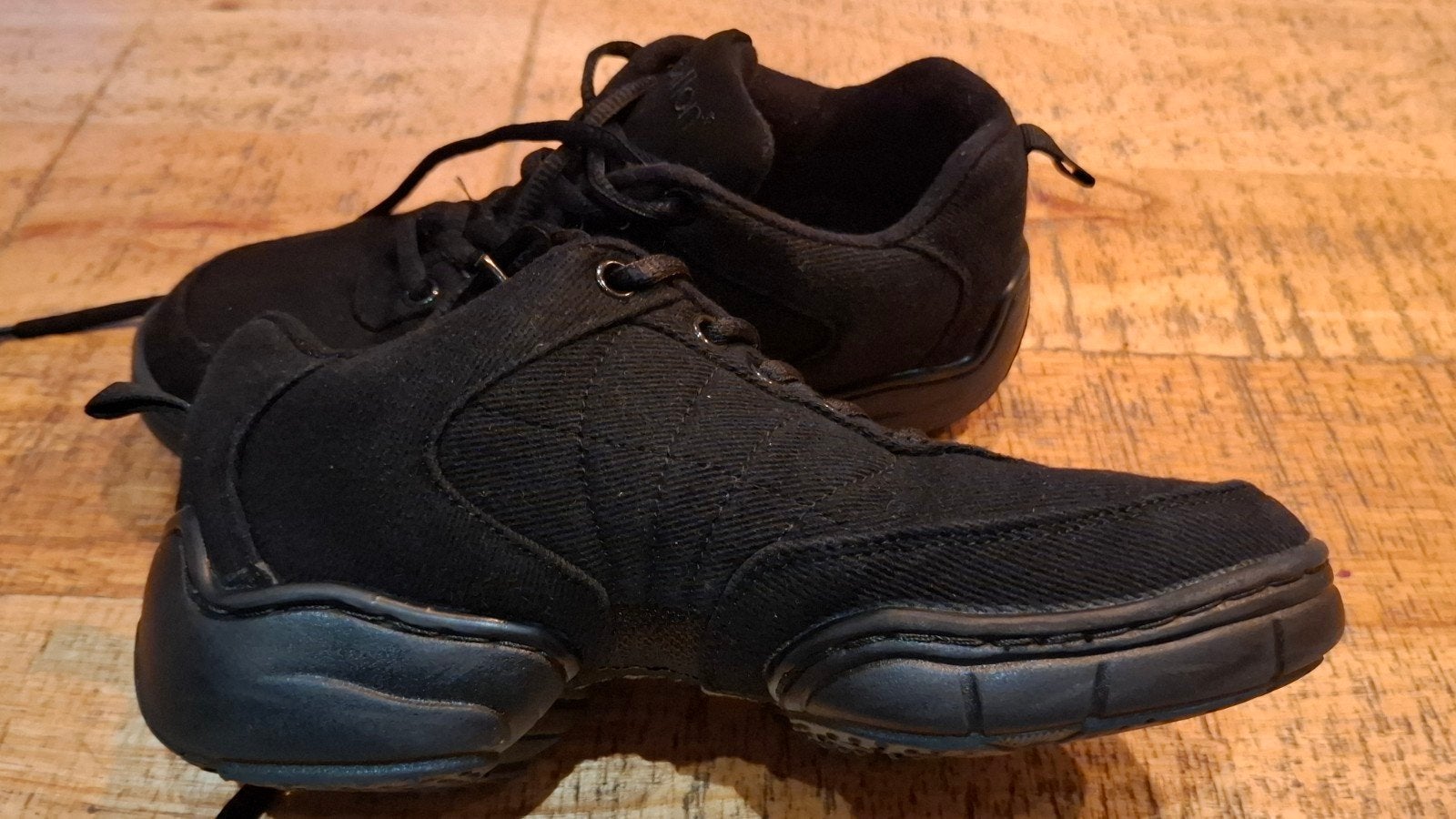 ZGAN: Papillon danssneakers, laag mt 35,5, Ophalen, Zo goed als nieuw, Schoenen