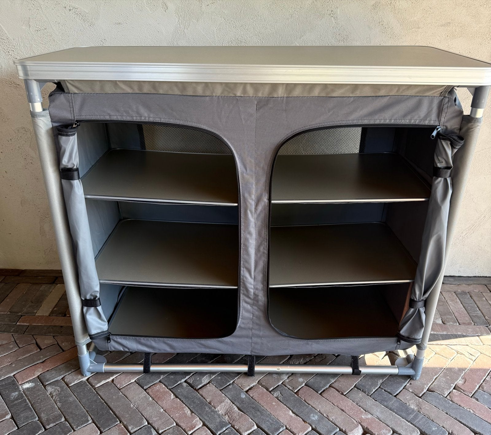 Obelink Avignon campingkast met 6vakken en tafelblad, Ophalen of Verzenden, Zo goed als nieuw