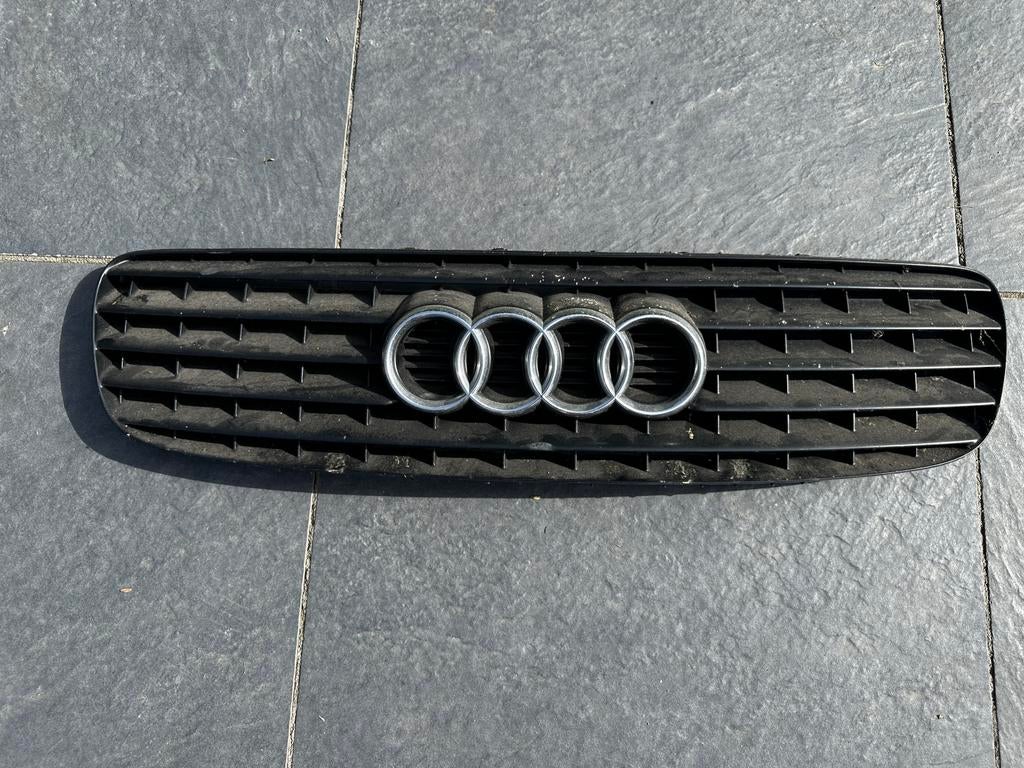Grill Audi TT quattro MK1 8N, Ophalen, Gebruikt, Audi