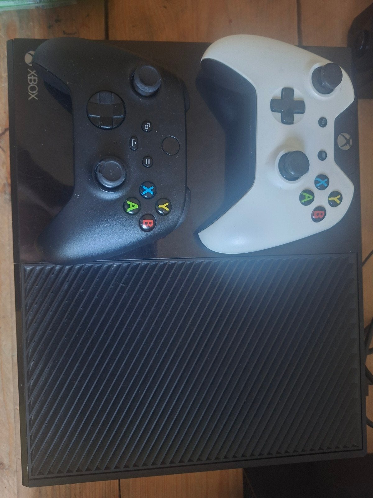 Xbox One met 2 controllers en 2 games, Ophalen, Xbox One, Met 2 controllers, 500 GB