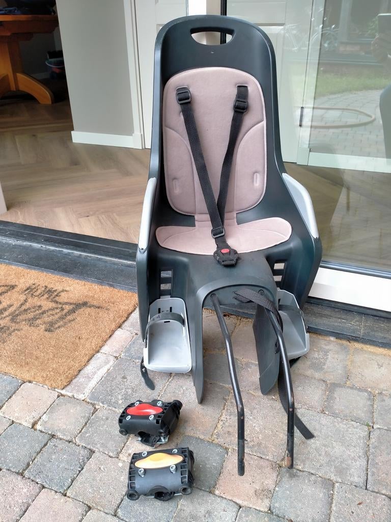 Fietsstoeltje, Fietsen en Brommers, Achterzitje, Polisport, Ophalen, 15 t/m 25 kg