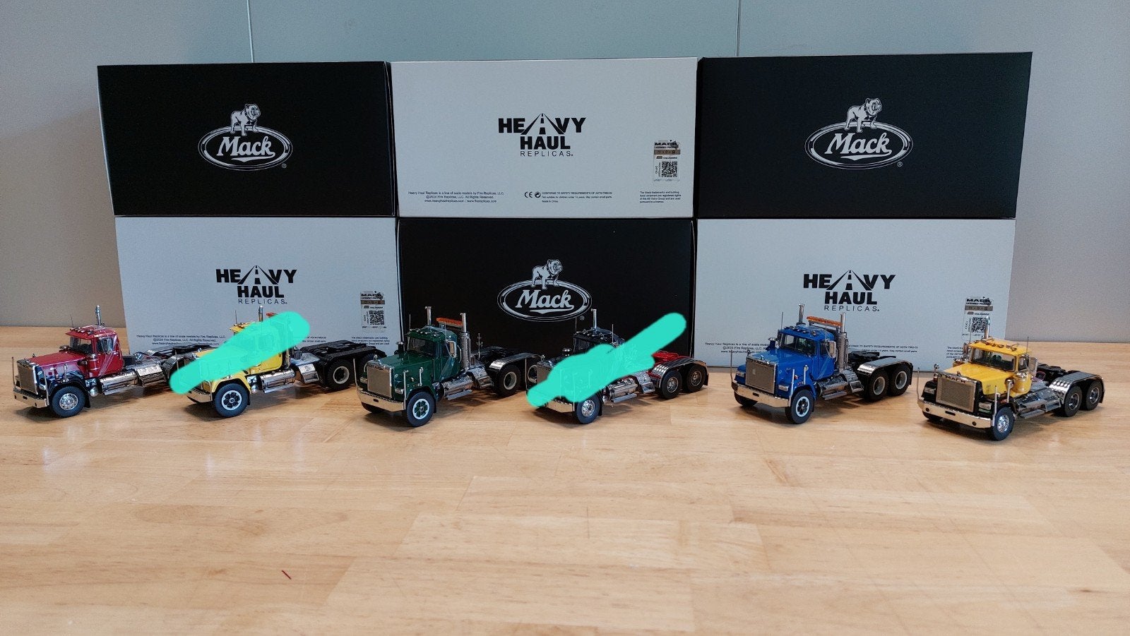 4 x MACK, Ophalen of Verzenden, Zo goed als nieuw, Bus of Vrachtwagen, Tekno