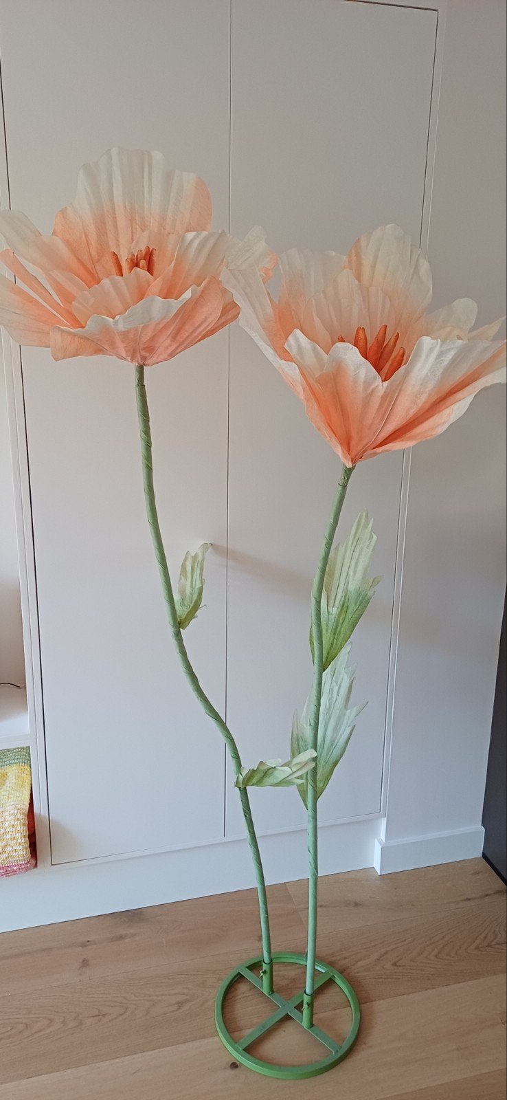 Grote kunstbloem van papier met ijzerdraad, 165cm hoog, Binnen, Ophalen of Verzenden, Zo goed als nieuw, Handgemaakt