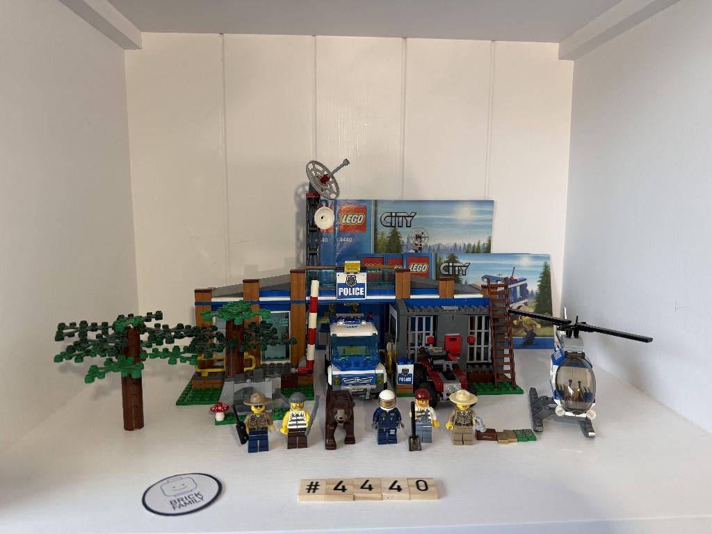 Lego City Bos Politiebureau 4440 | Compleet voor 40 euro, Verzenden, Lego, Compleet, Complete set
