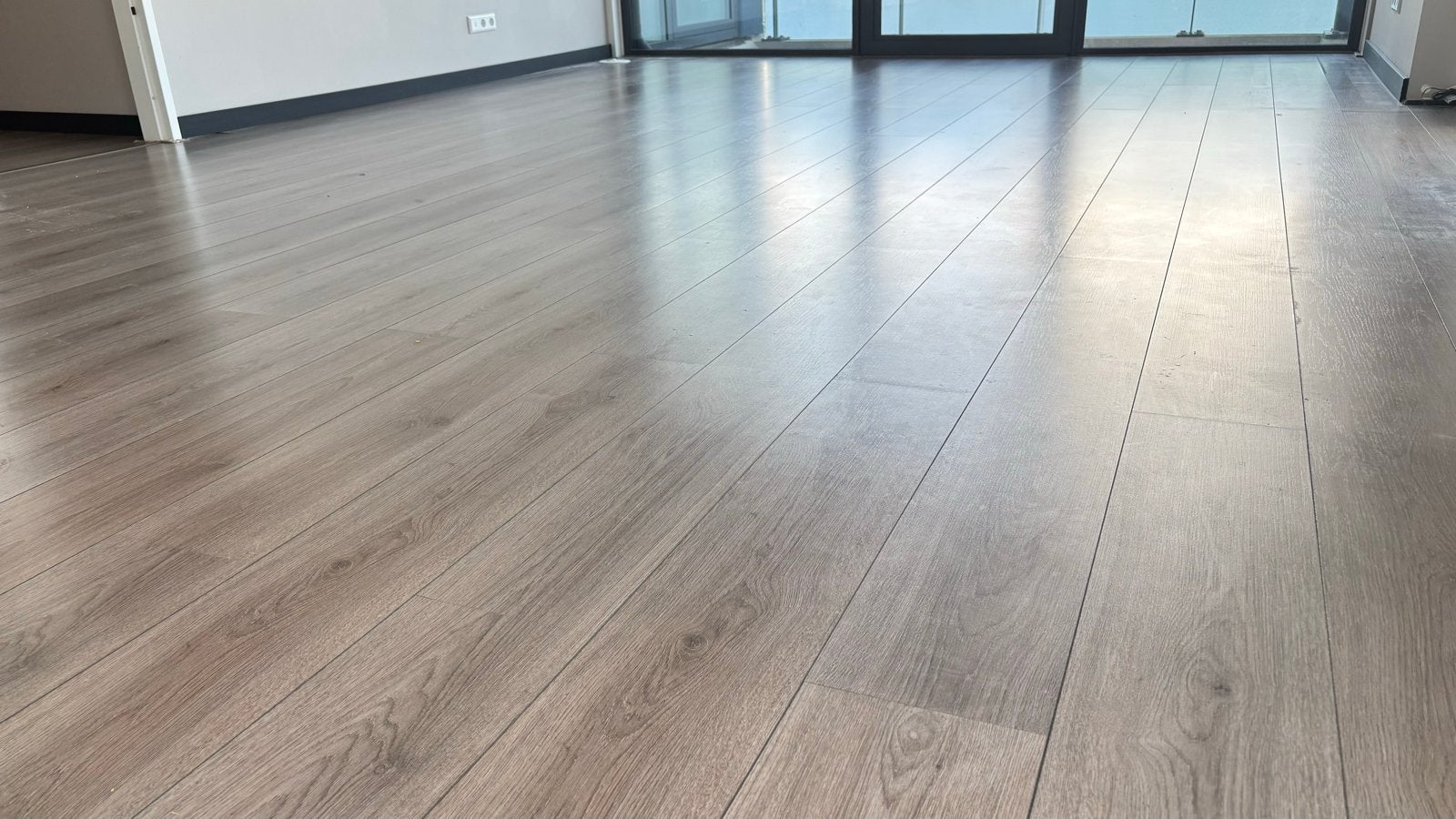 Gratis ophalen: Mooie laminaatvloer ca 50-55m2, Ophalen, Overige materialen, 50 tot 150 cm, Zo goed als nieuw