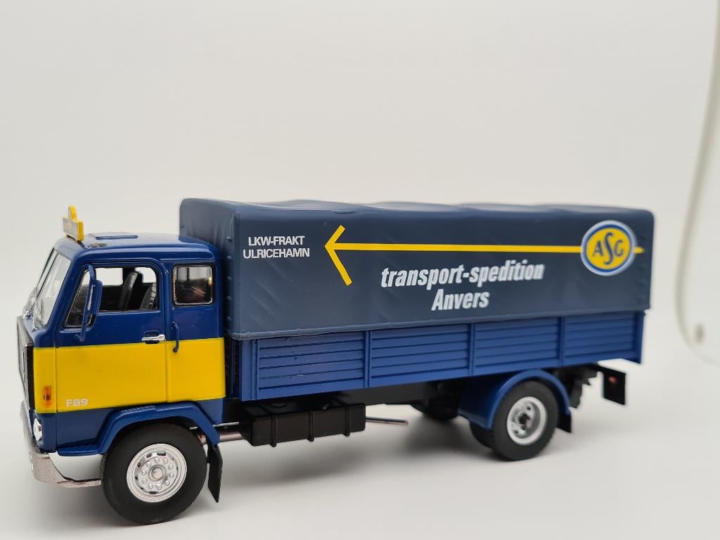 Volvo F88 Truck - ASG Spedition Antwerpen - DeAgostini 1/43, Verzenden, Zo goed als nieuw, Bus of Vrachtwagen, Overige merken