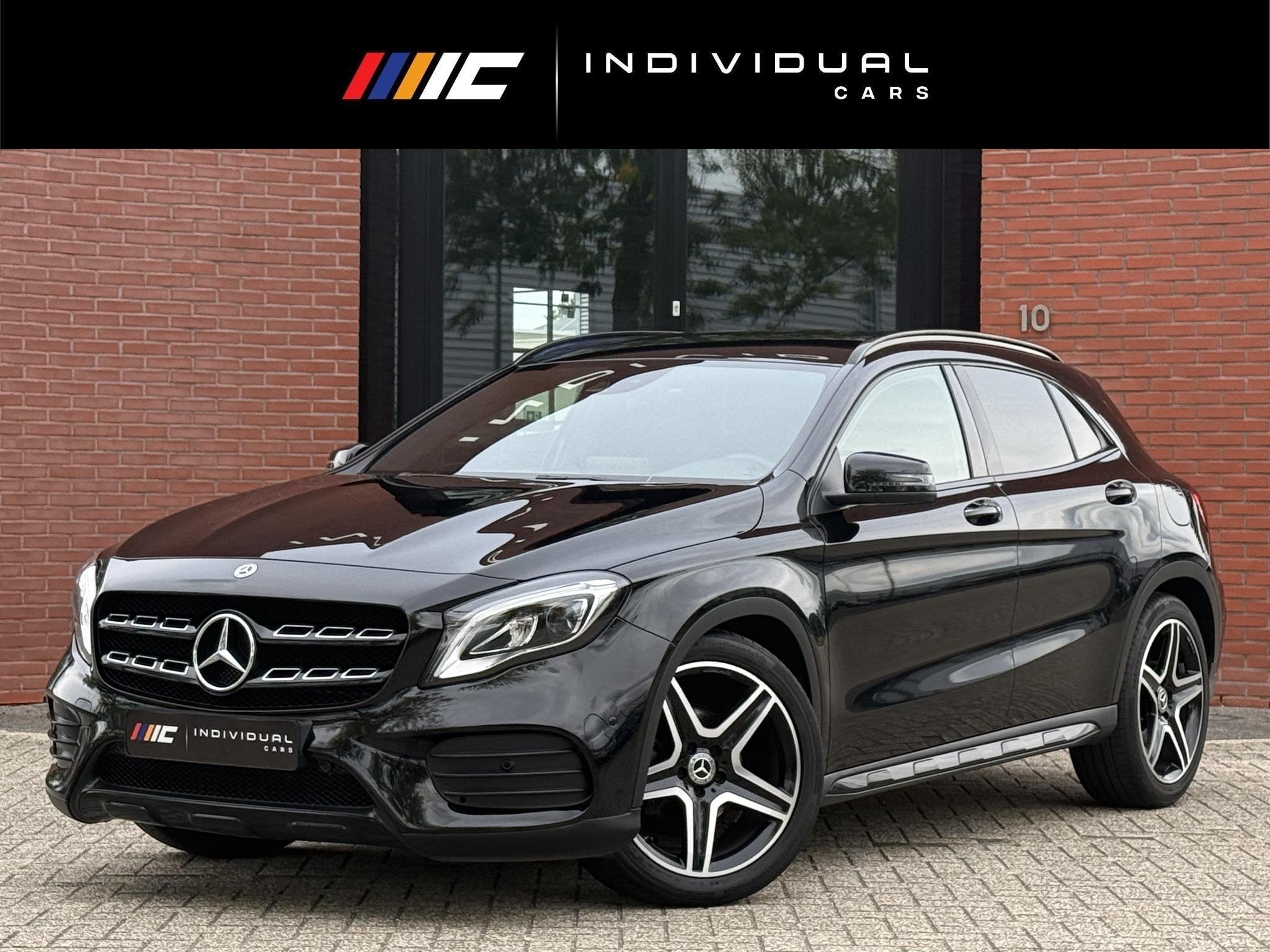Mercedes-Benz GLA-klasse 180 AMG Limited Orig NL Auto NAP, Auto's, 4 cilinders, 715 kg, Leder en Stof, 1335 kg
