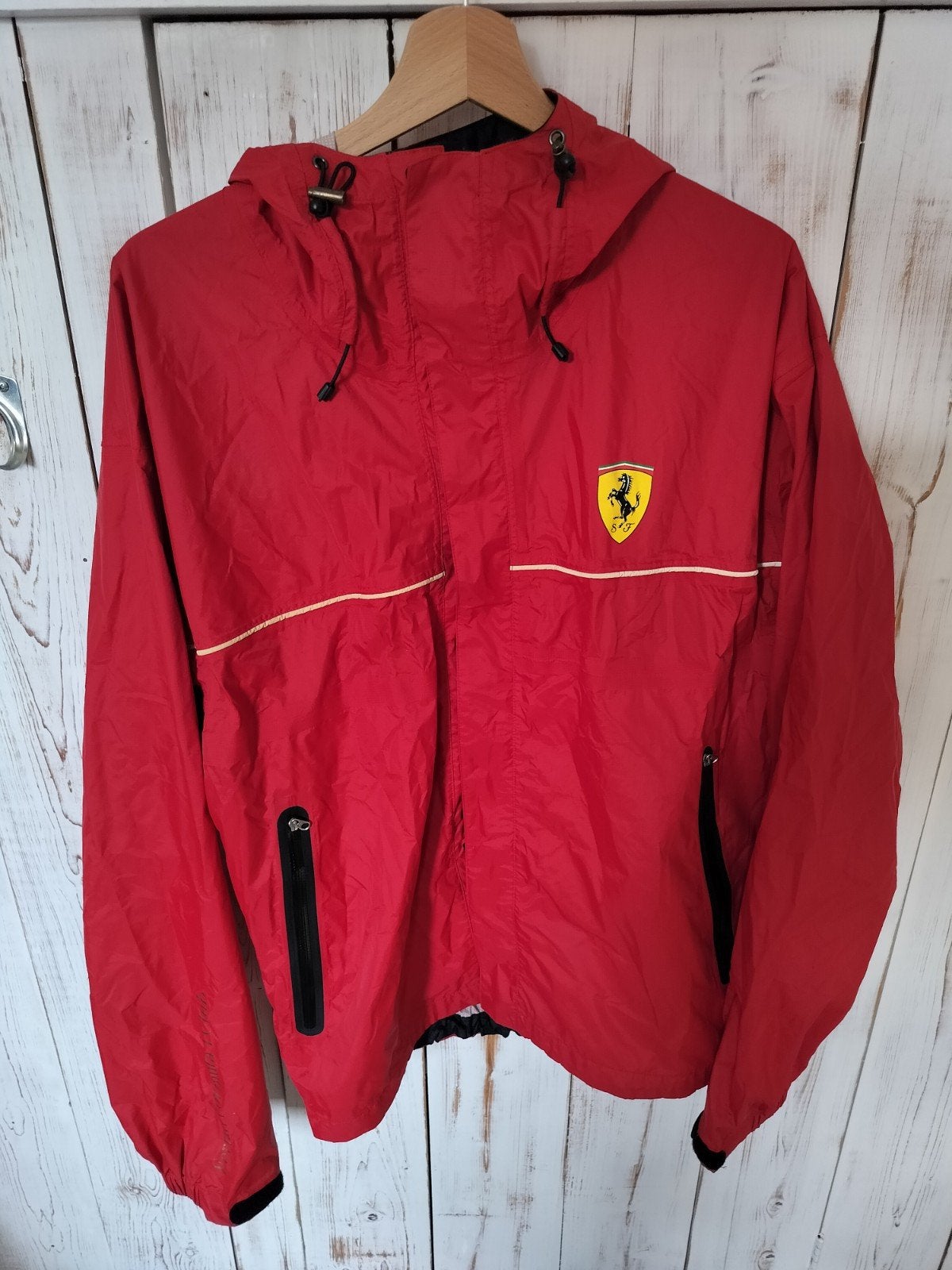 Officieel Ferrari F1 regenjas, Ferrari, Ophalen of Verzenden, Rood, Maat 56/58 (XL)