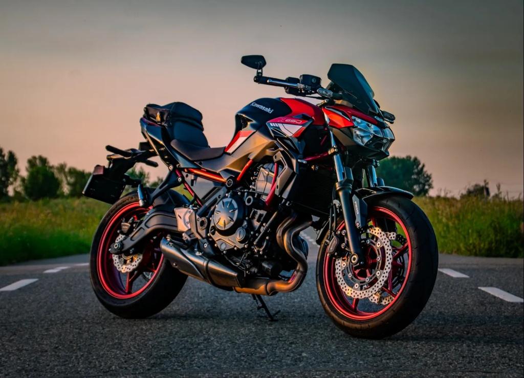 Kawasaki Z650 2024 - 35kw, windscherm, garantie!, Ophalen