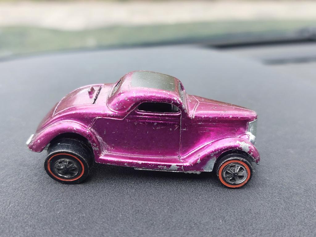 Hot wheels 1968 classic 36 ford coupe redline red line, Hobby en Vrije tijd, Modelauto's | Overige schalen, Ophalen of Verzenden