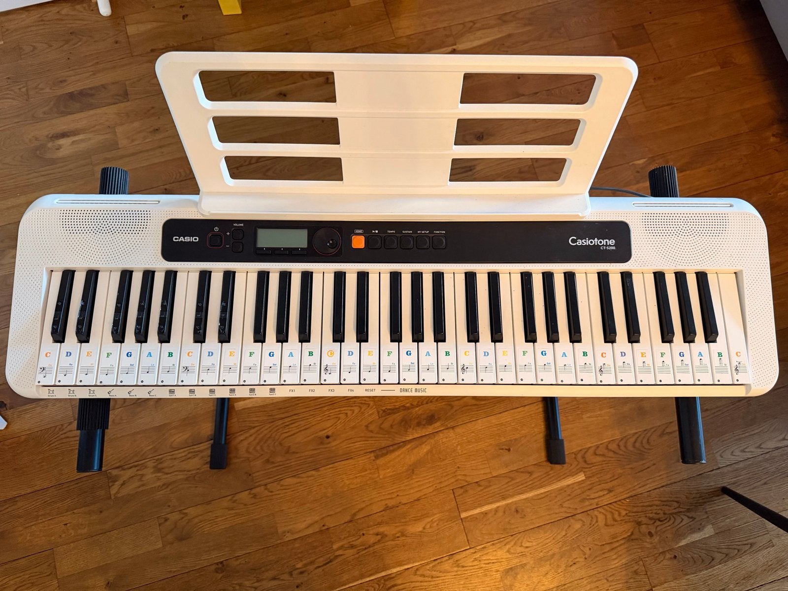 Casio Casiotone CT-S200 keyboard met standaard, Casio, 61 toetsen, Ophalen of Verzenden, Zo goed als nieuw