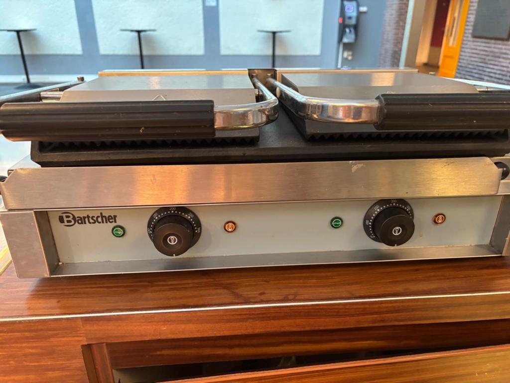 Bartscher grill - Professionele tafelgrill, Witgoed en Apparatuur, Grillplaten, Ophalen, Gebruikt, Tafelgrill