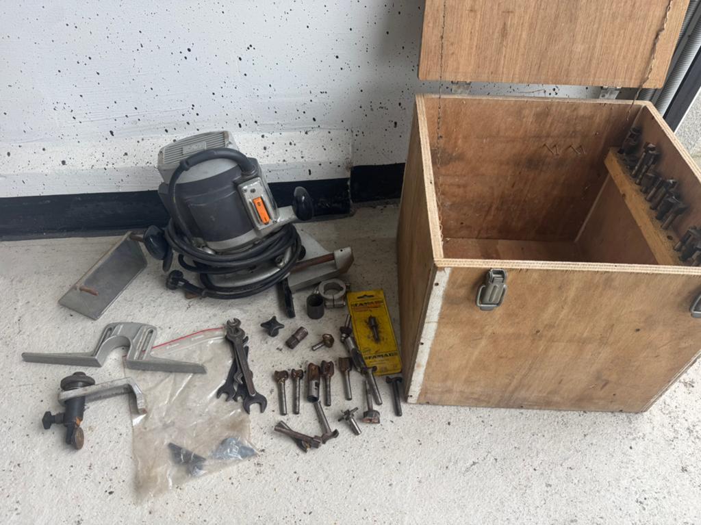Elu mof 31 bovenfrees, Doe-het-zelf en Verbouw, Gereedschap | Freesmachines, Ophalen of Verzenden, Elektrisch, Bovenfrees