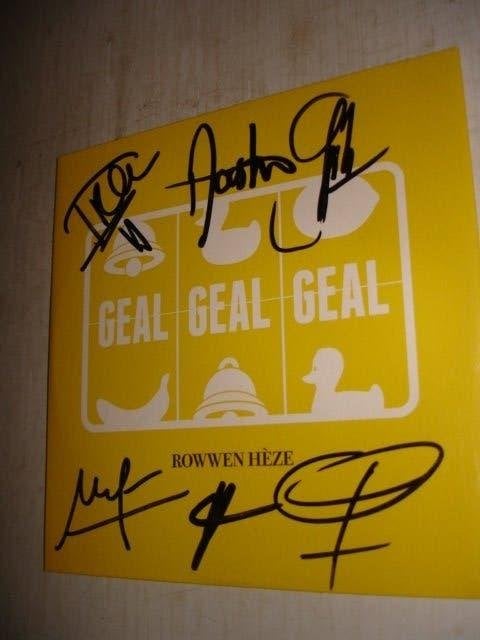 Rowwen Heze- Geal- Handtekeningen!!- Gesigneerd-, Verzenden, Zo goed als nieuw, Pop