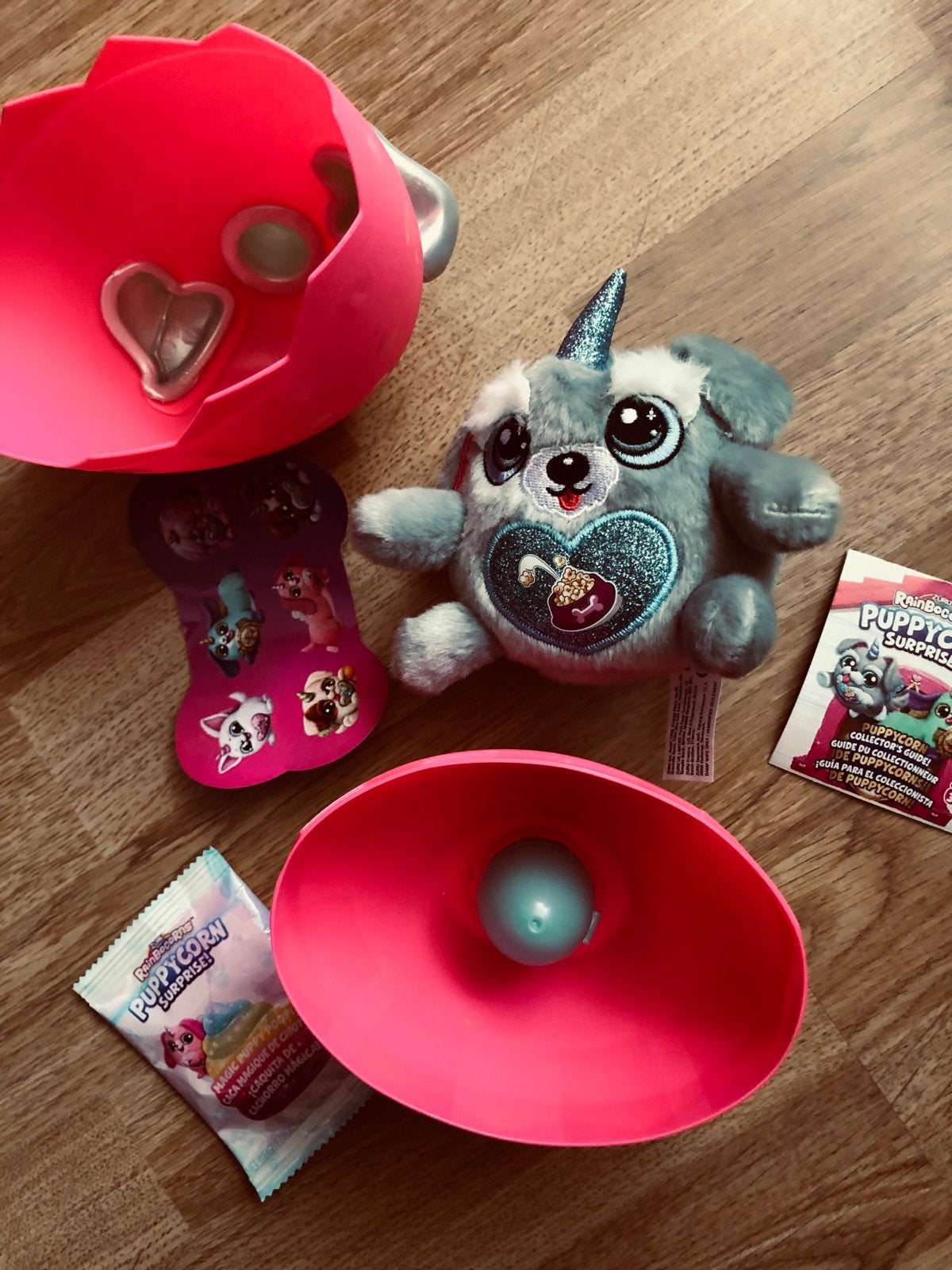 Rainbocorns Puppy Surprise knuffel met accessoires, Ophalen of Verzenden, Zo goed als nieuw