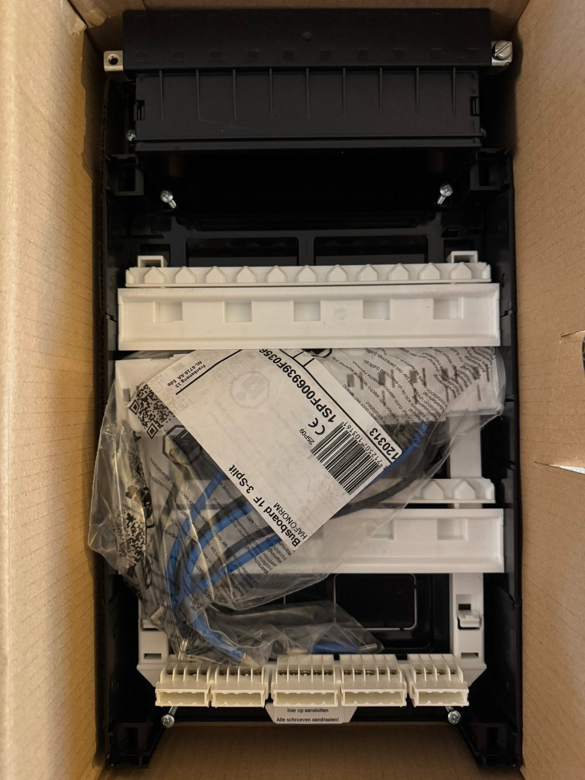 ABB groepenkast HLD33 met busboard voor 3 aardlek 2P NiEUW!, Ophalen of Verzenden, Nieuw, ABB, Groepenkast