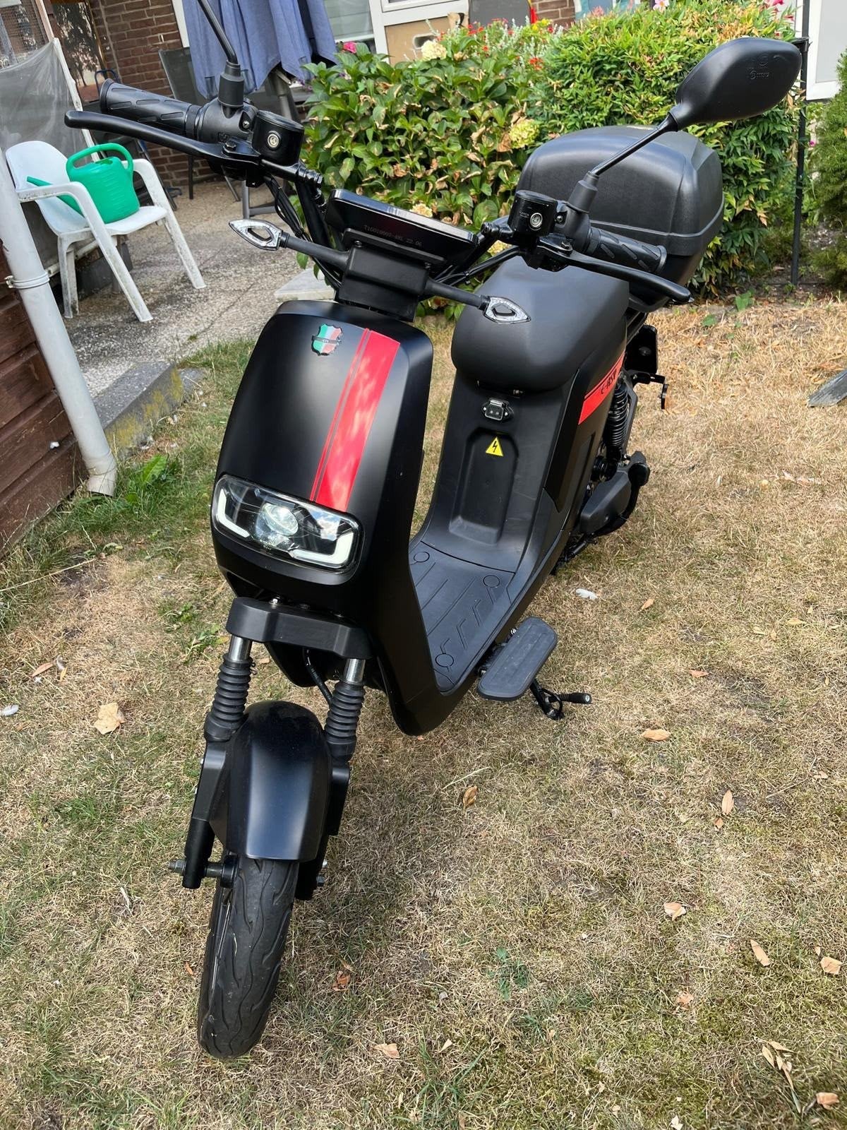 GTS E-HSY Elektrische Scooter - Zo goed als nieuw, Fietsen en Brommers, Snorfietsen en Snorscooters, Ophalen, Zo goed als nieuw