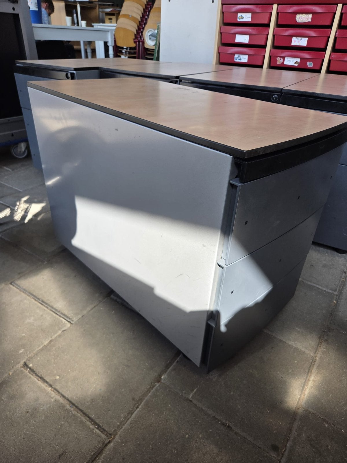 1x Ladeblok Bureau Metaal, Ophalen, Gebruikt, X, X