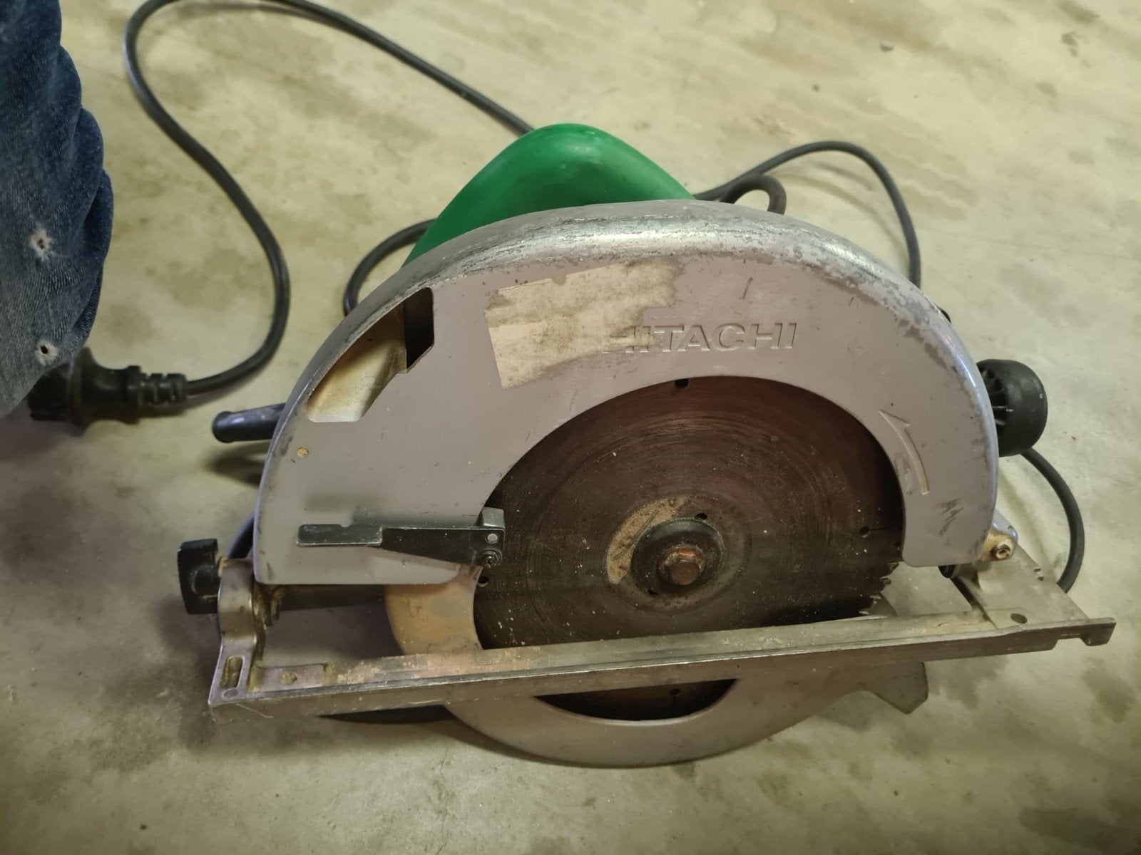 Hitachi c9u, Ophalen of Verzenden, 1000 watt of meer, Haakse handslijpmachine