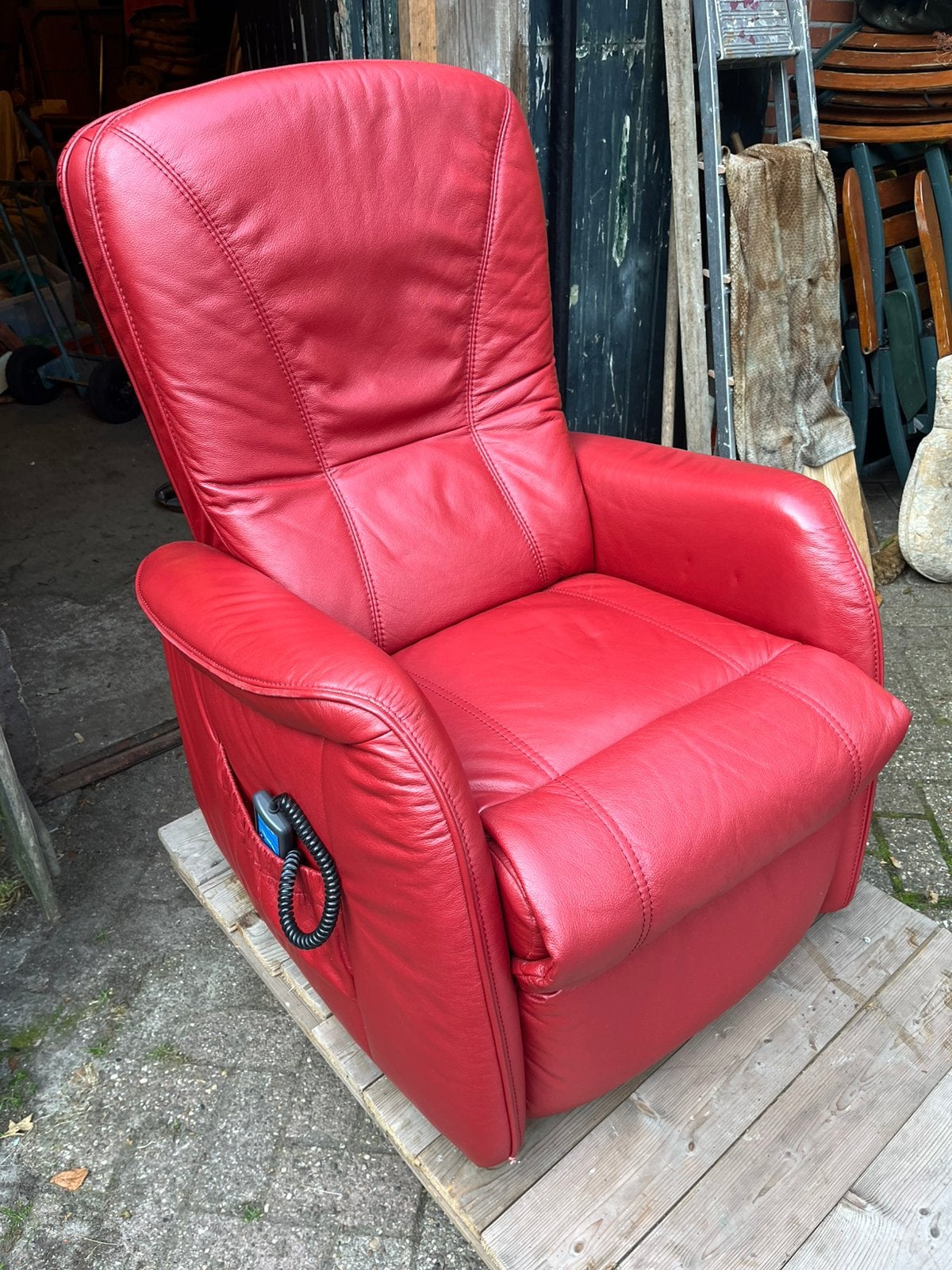 Himolla Cumulus -Sta op stoel /Relaxfauteuil Leer Elektrisch, Huis en Inrichting, Fauteuils, Ophalen, Zo goed als nieuw, 50 tot 75 cm