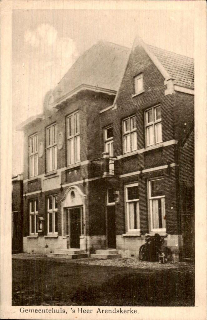 s Heer Arendskerke - Gemeentehuis - Voorgevel, Verzamelen, Ophalen of Verzenden, 1920 tot 1940, Gelopen, Zeeland