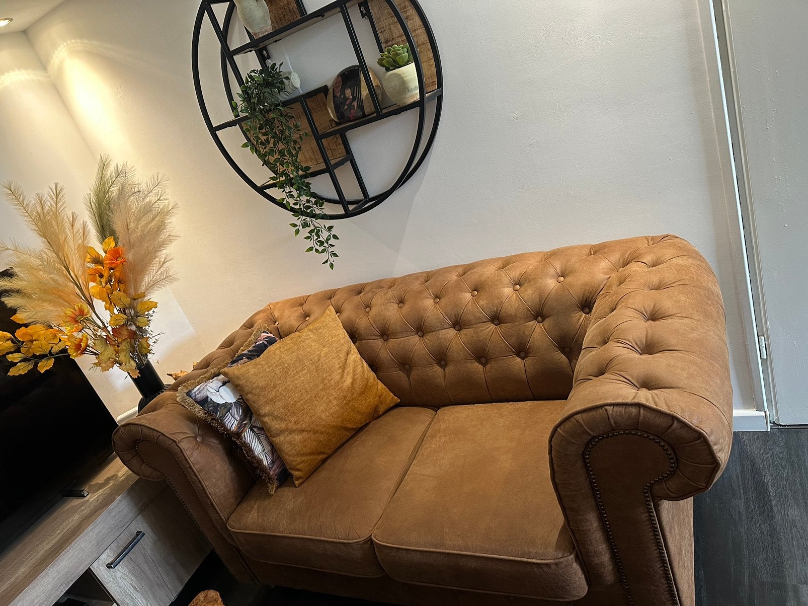 Chesterfield 2 3 zitsbank en fauteuill, Huis en Inrichting, Ophalen, Tweepersoons, 75 tot 100 cm, Zo goed als nieuw