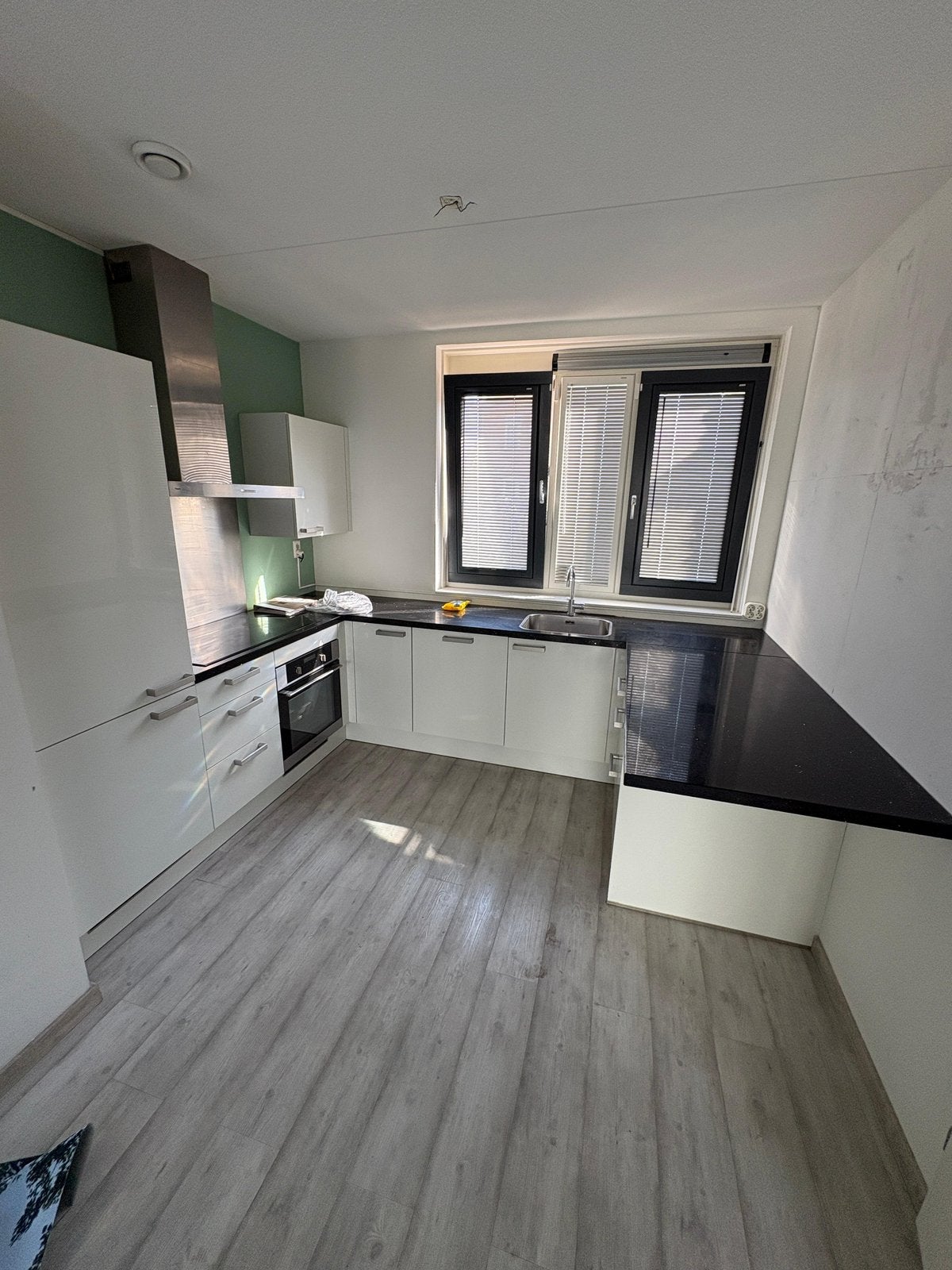Complete keuken met kwartsiet blad VASTE PRIJS, Ophalen, Gebruikt, U-keuken, Overige materialen