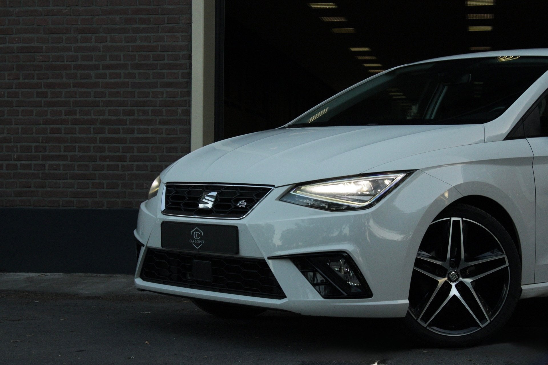 Seat Ibiza 1.0 TSI FR |LED|ACC|DCC|CarPlay|Sfeer|, Stof, Gebruikt, Zwart, 95 pk